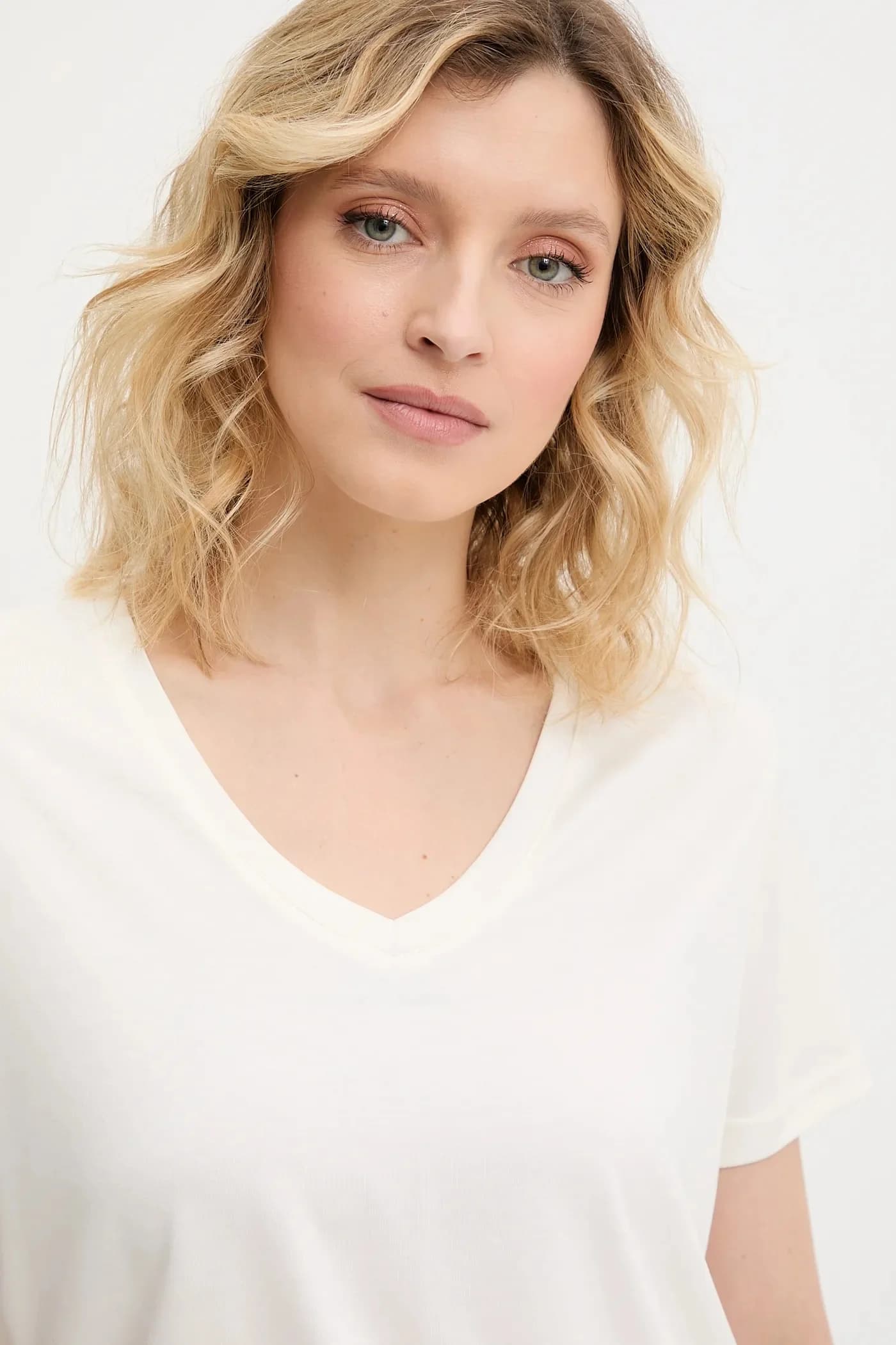 Модальная футболка - фото 4