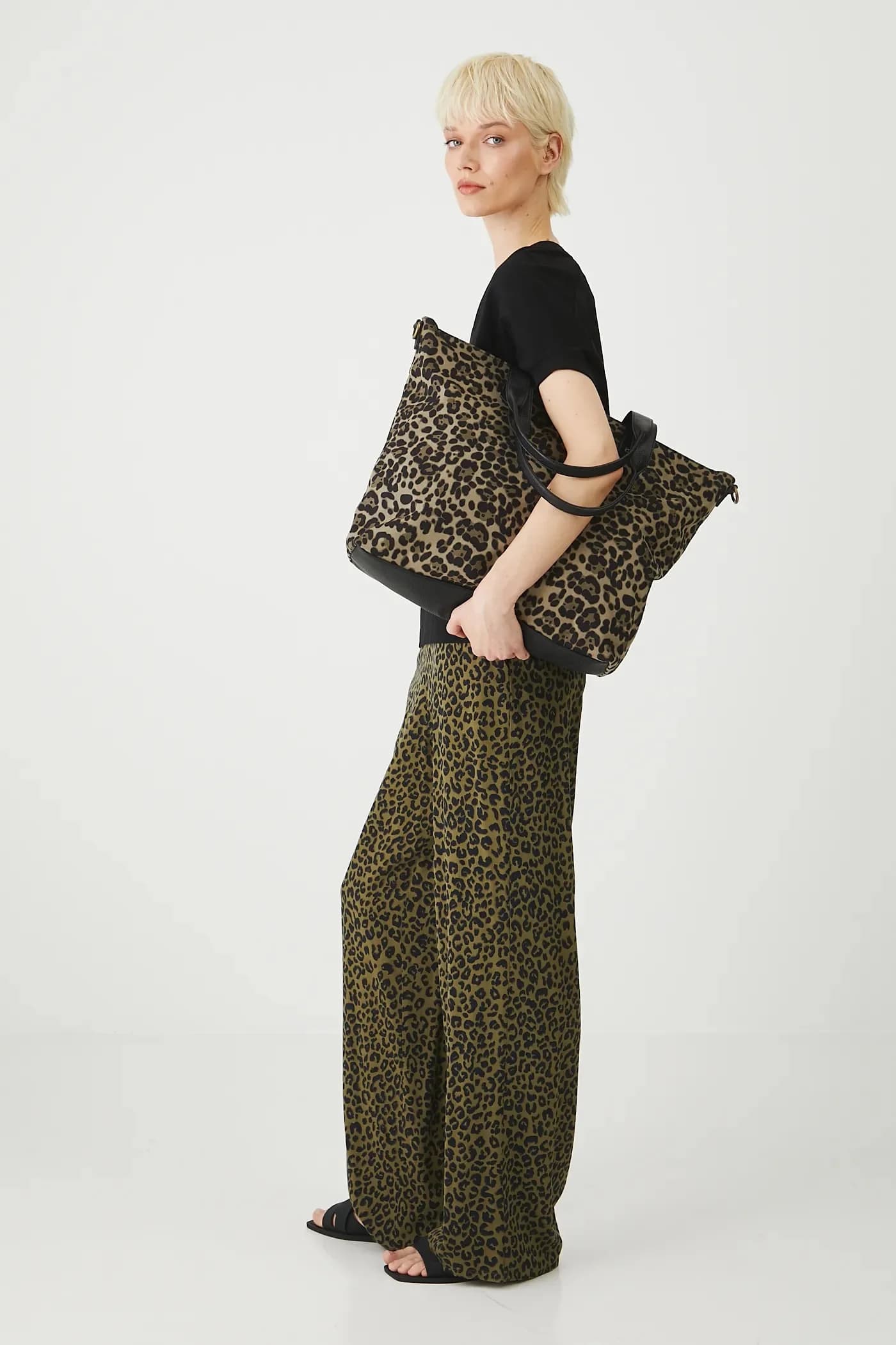 Хлопковая футболка - фото 4