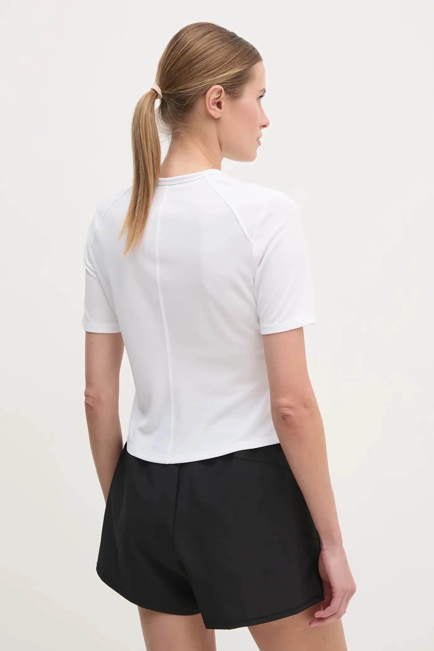 Тренировочная футболка - фото 3