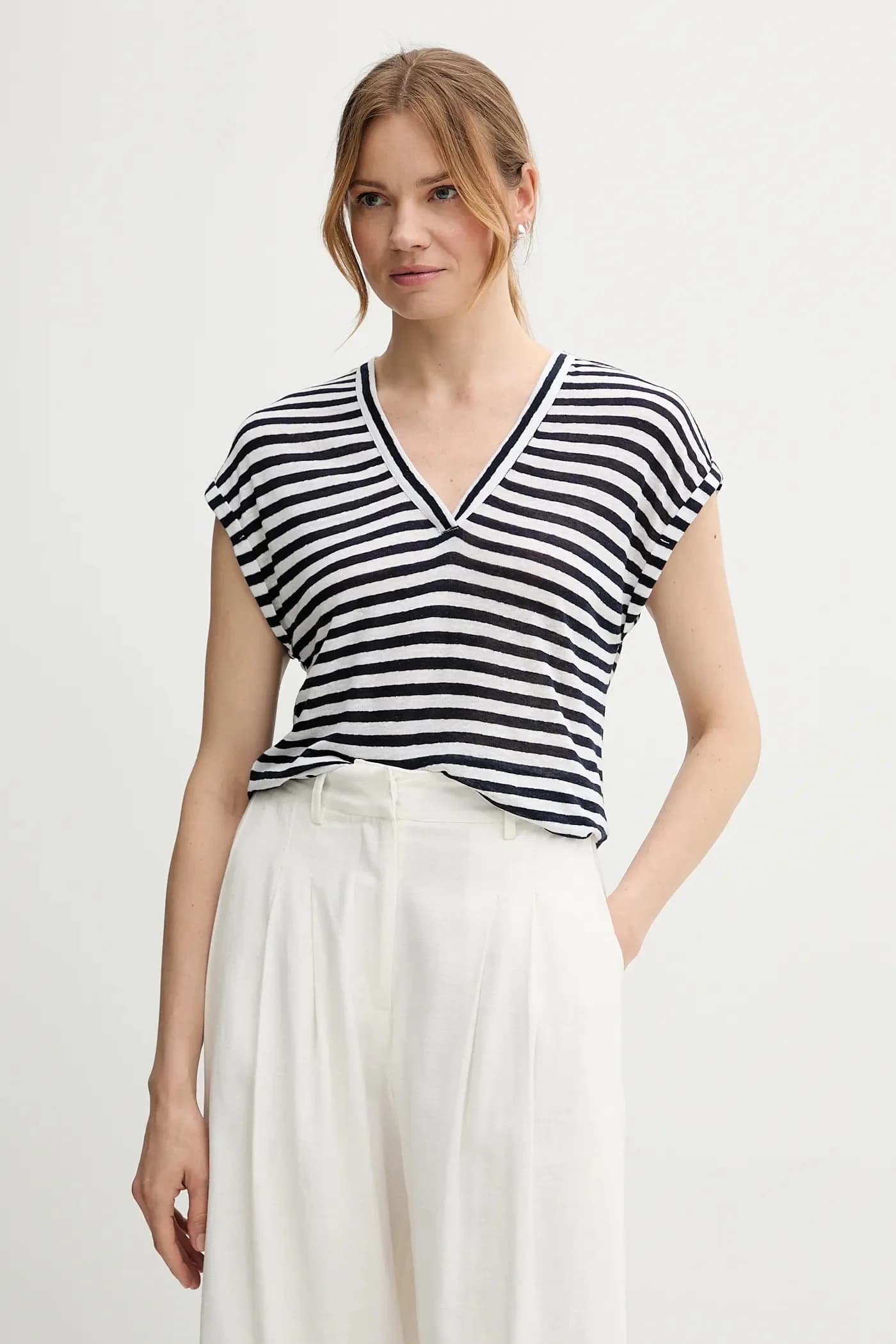 Футболка из смесового льна