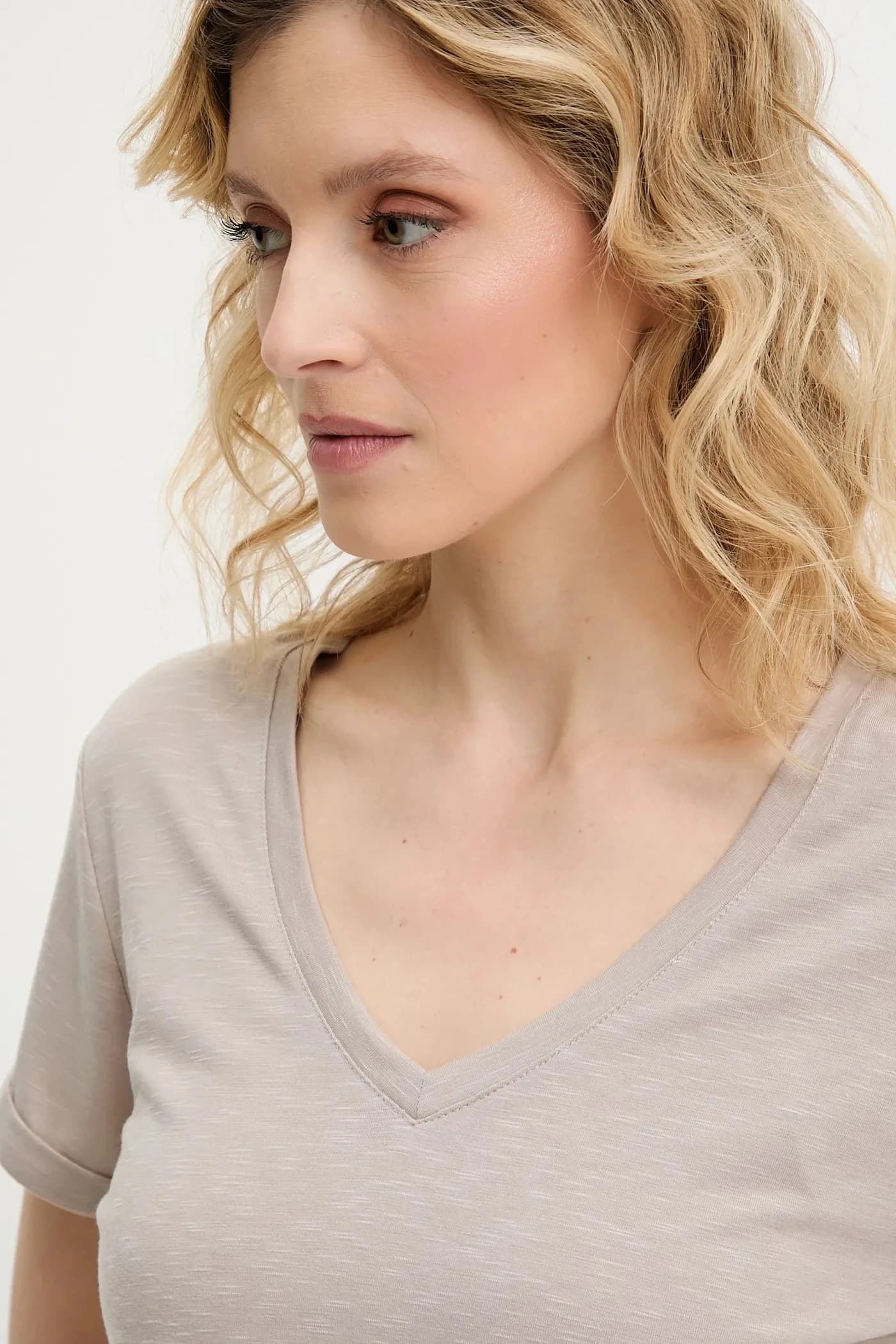 Льняная футболка - фото 4