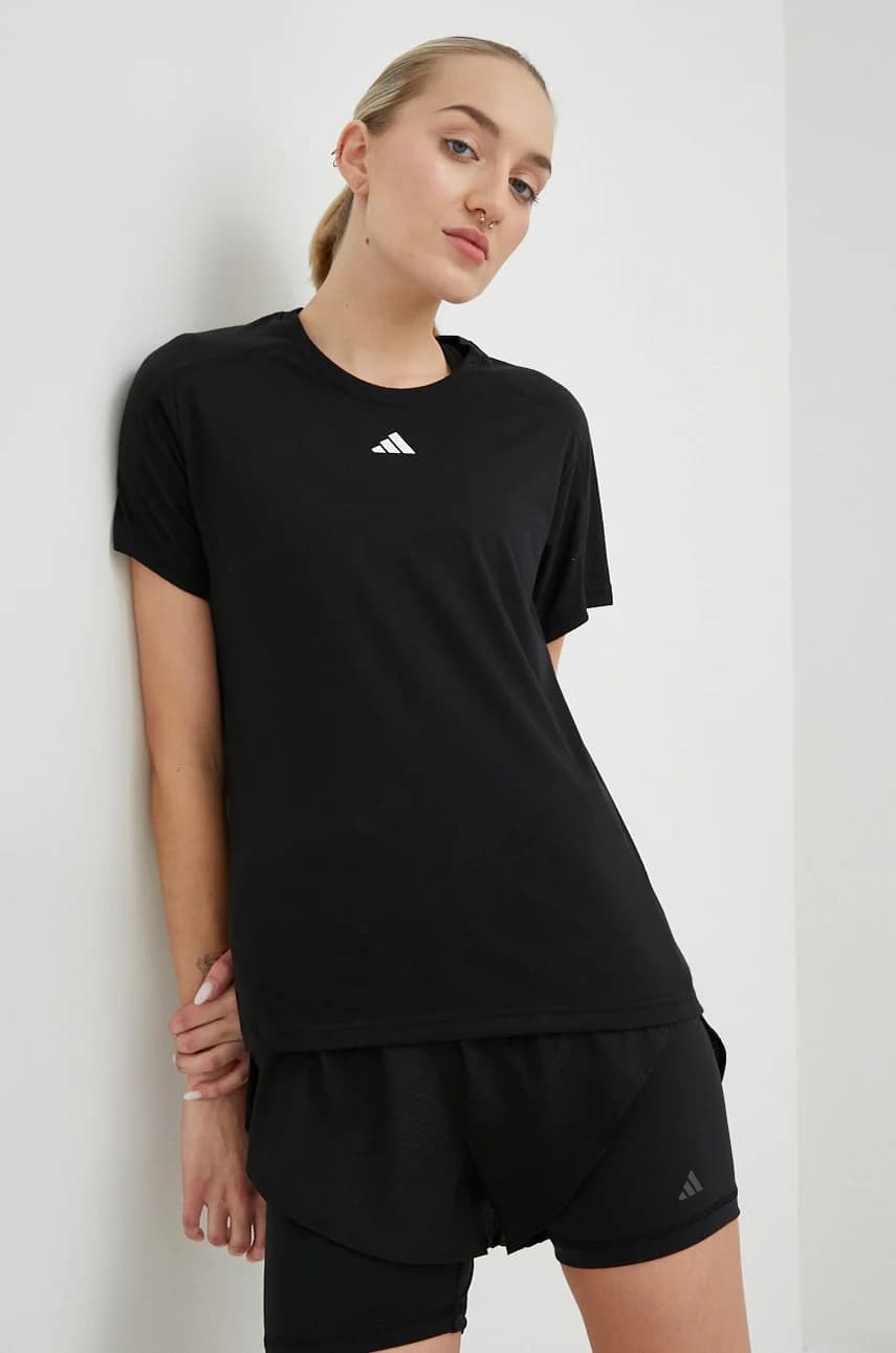 Тренировочная футболка Train Essentials