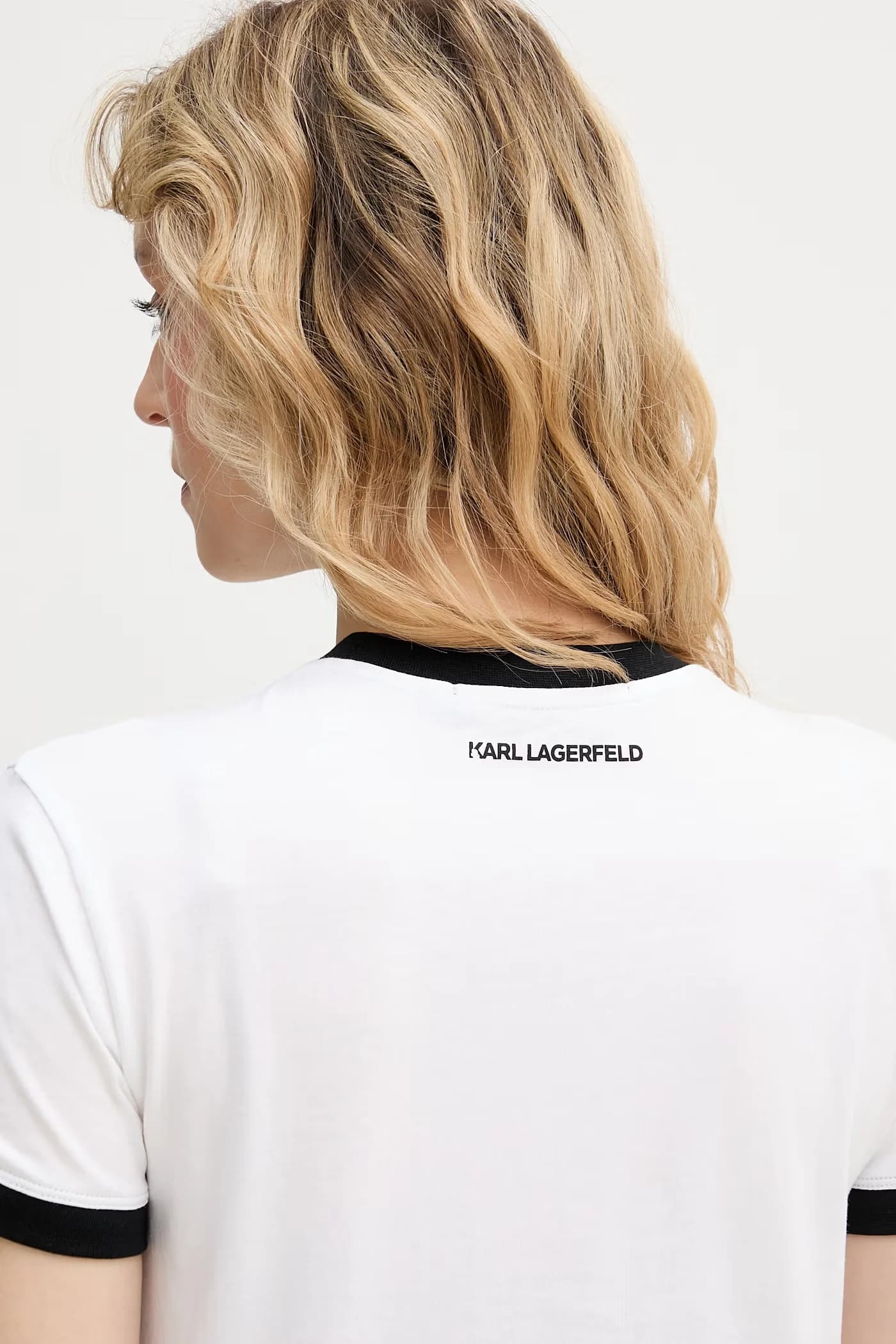 Женская хлопковая футболка - фото 6