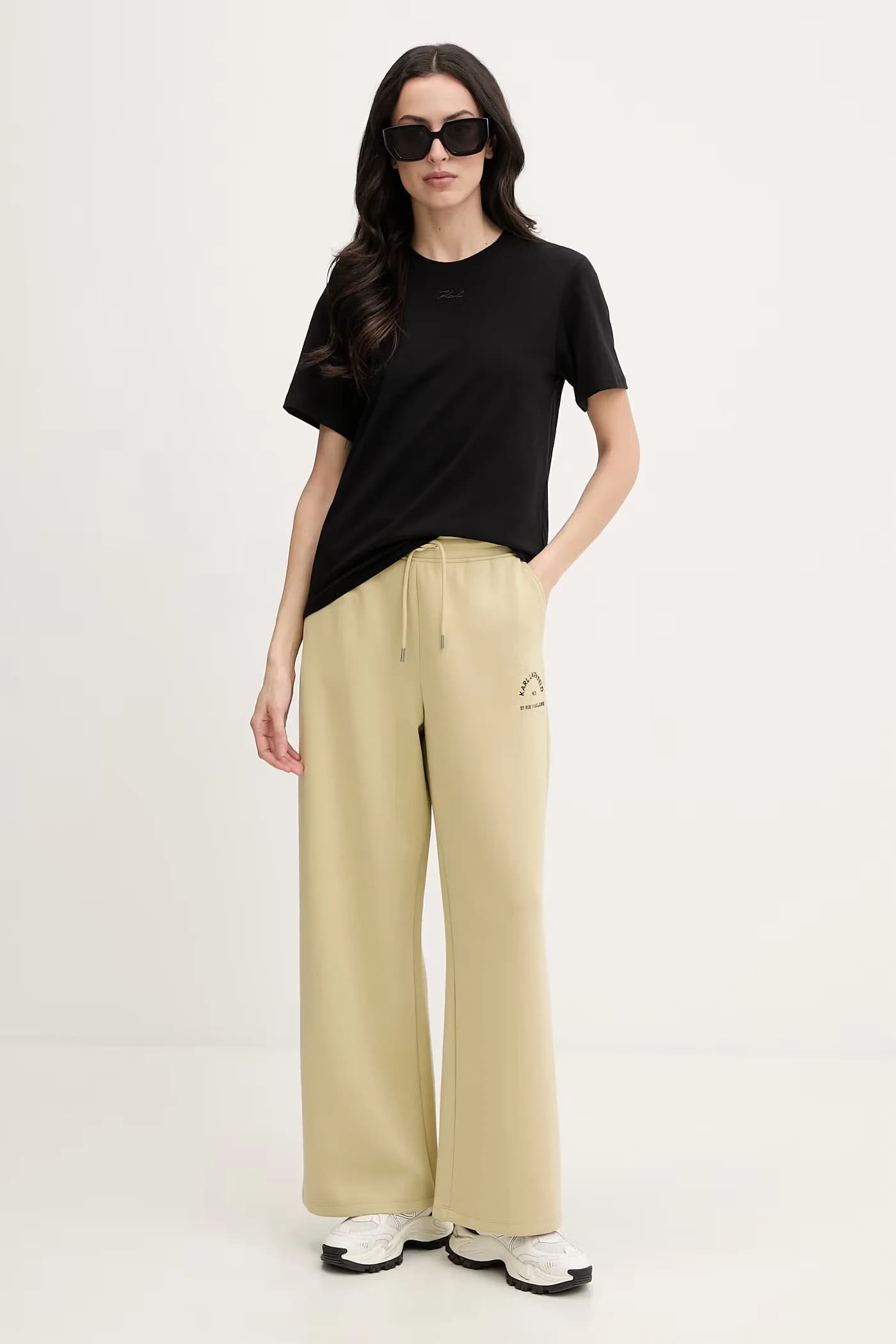 Базовая женская хлопковая футболка - фото 2