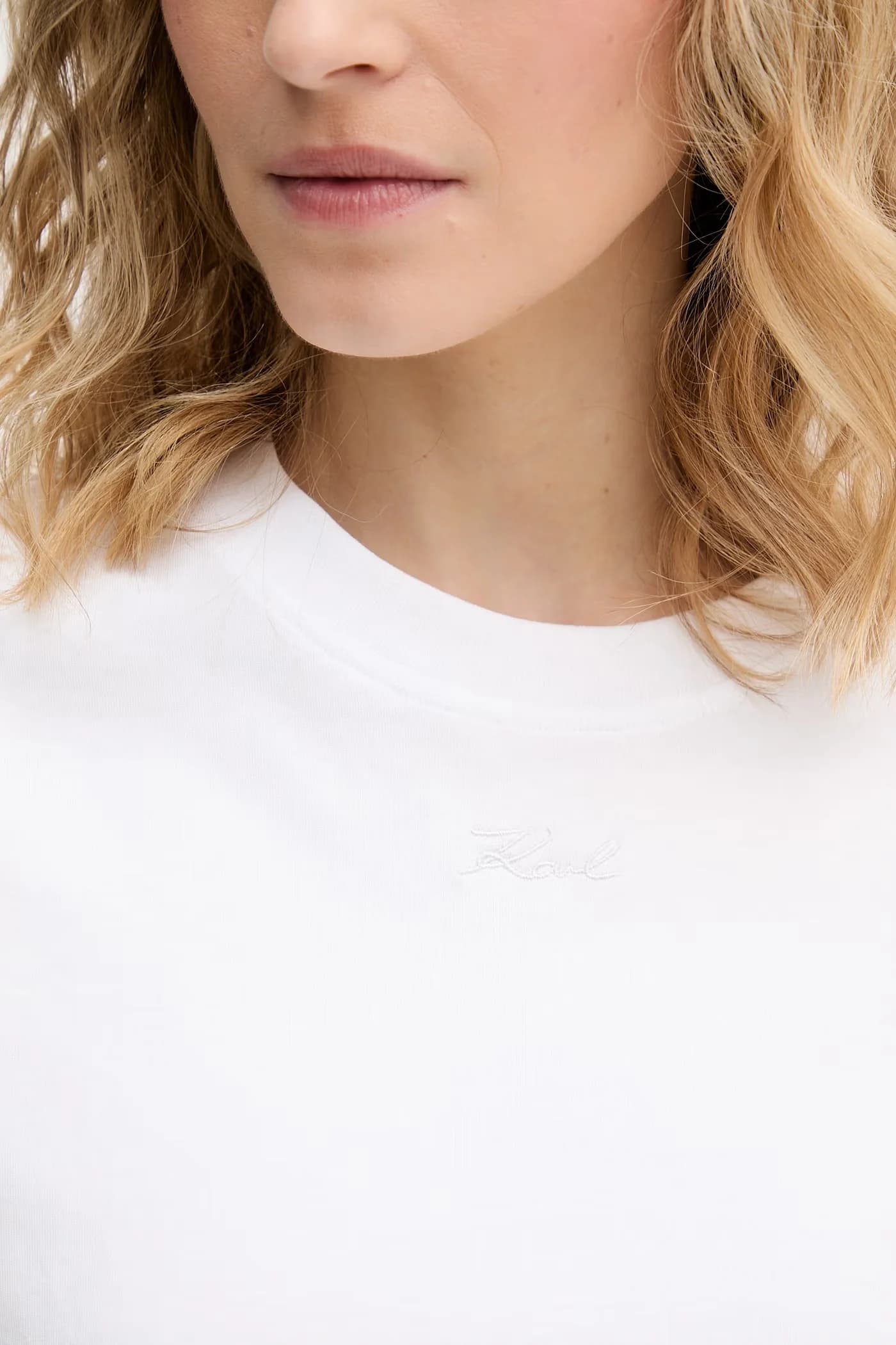 Базовая женская хлопковая футболка - фото 5