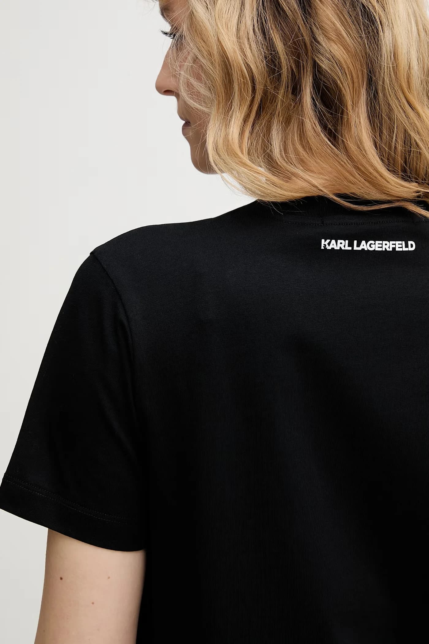 Женская хлопковая футболка - фото 5