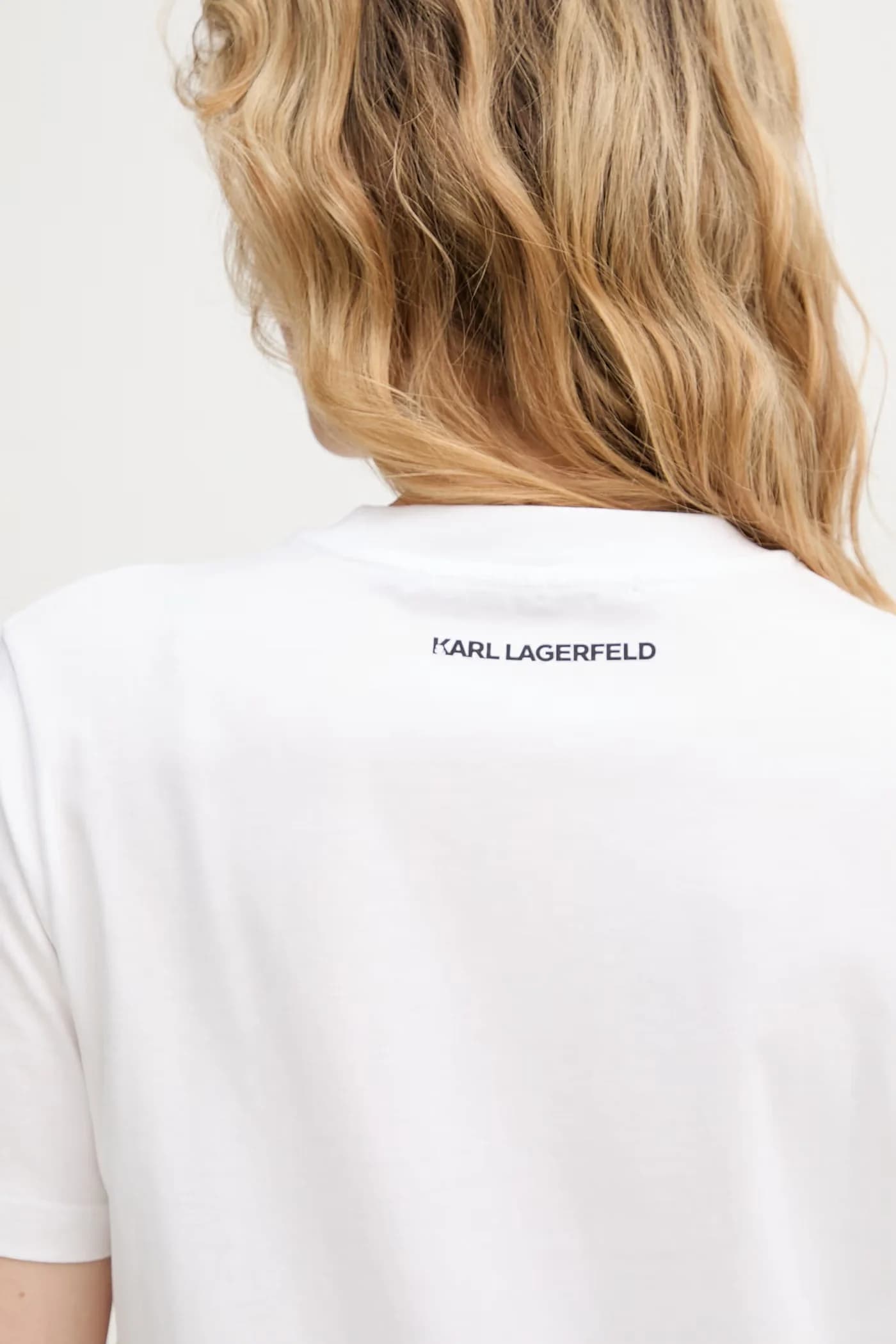 Женская хлопковая футболка - фото 6