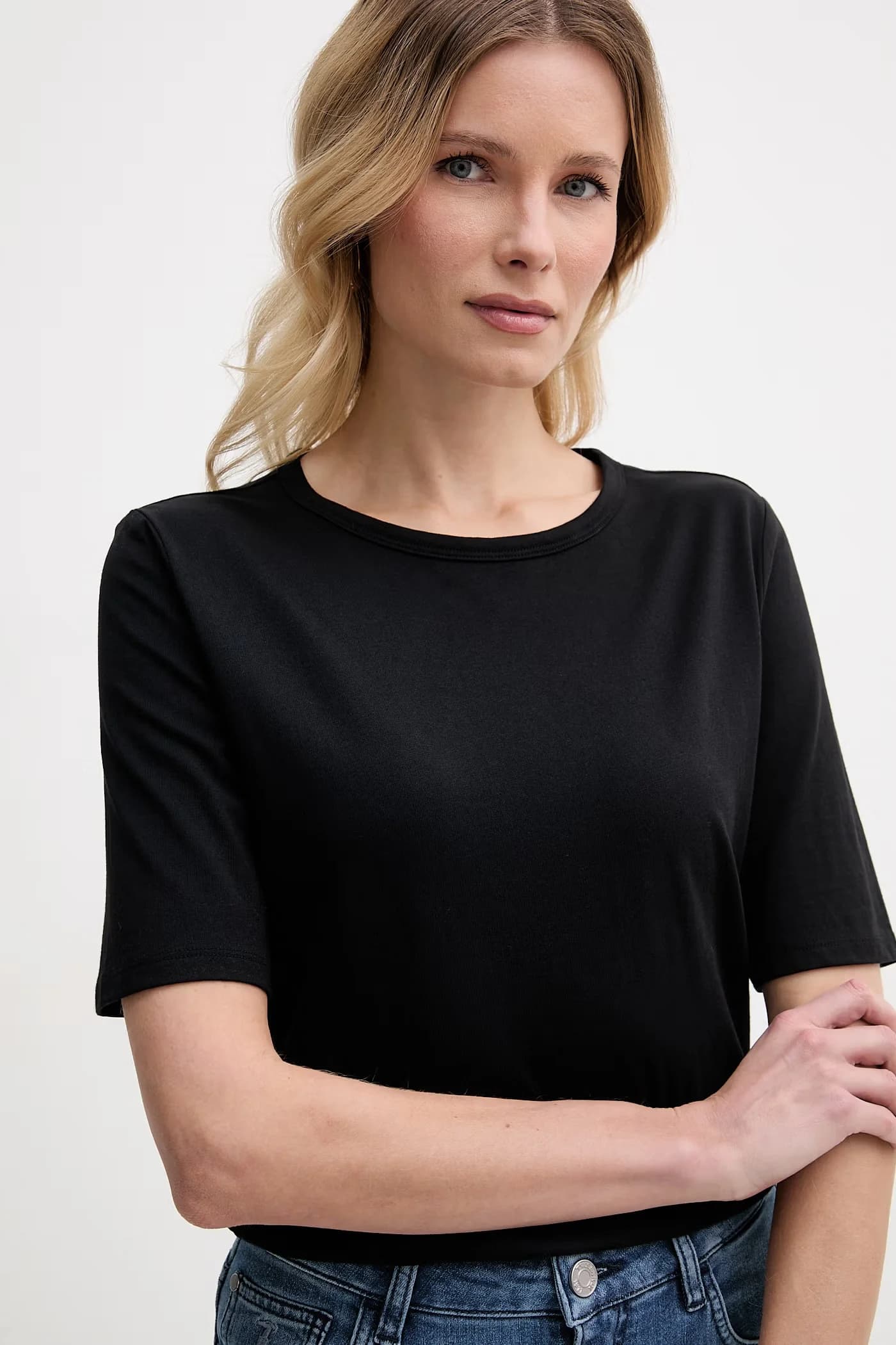 Базовая женская футболка из шелка Evyta - фото 4