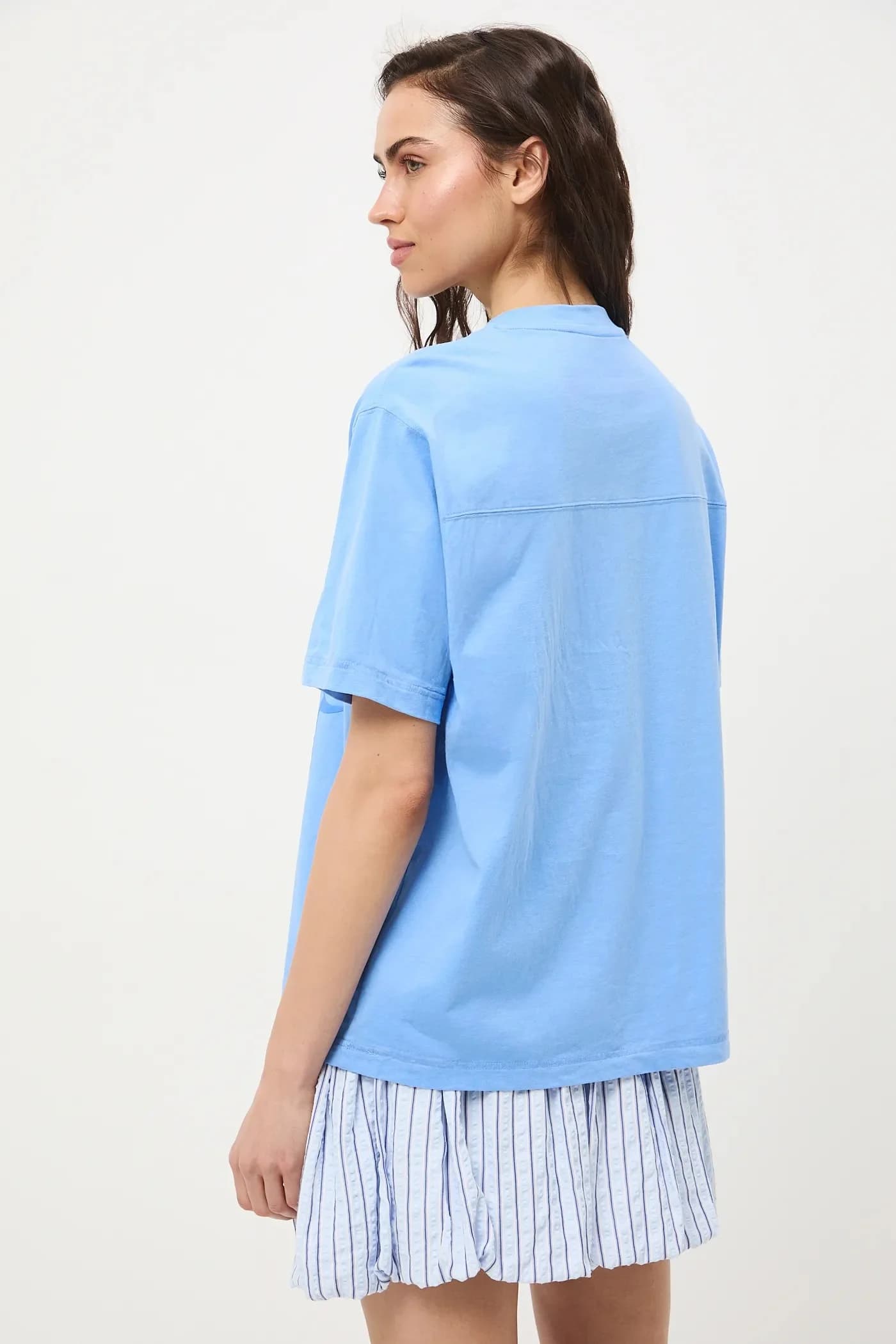 Женская хлопковая футболка оверсайз - фото 4