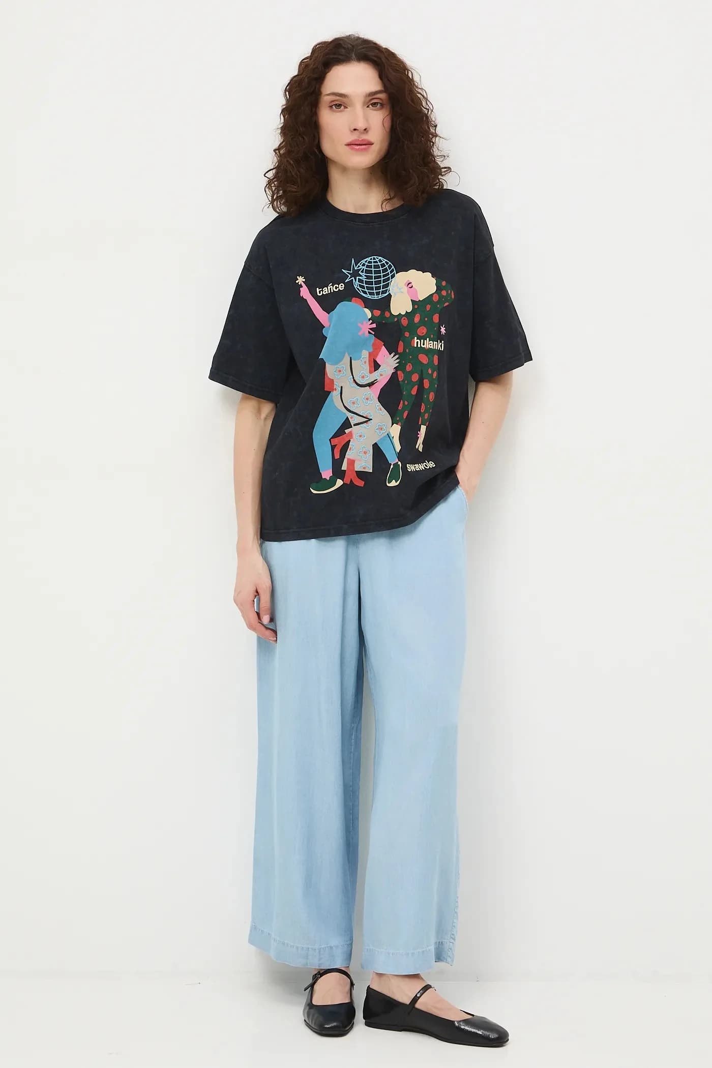 Женская хлопковая футболка оверсайз - фото 3