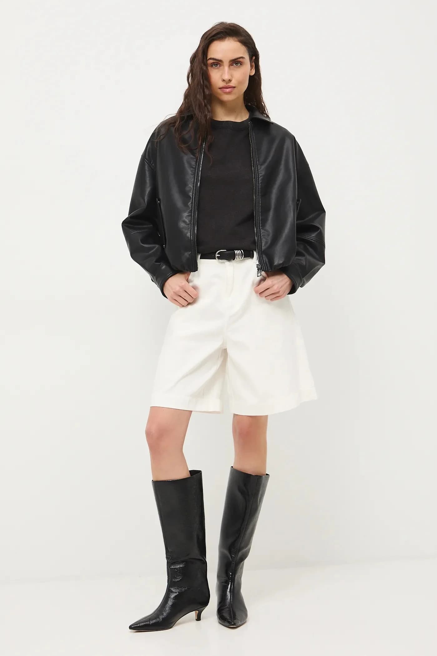 Женская хлопковая футболка оверсайз - фото 3