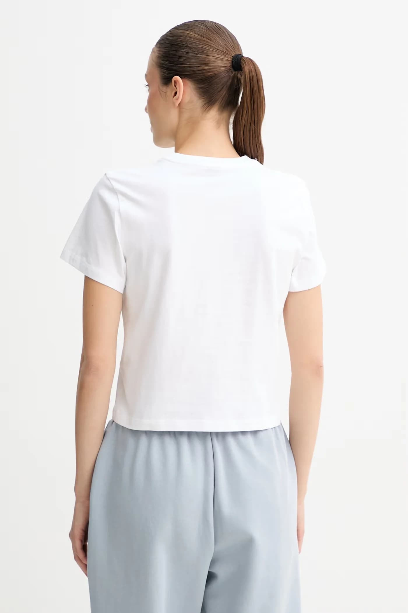 ESSENTIAL женская хлопковая футболка - фото 3