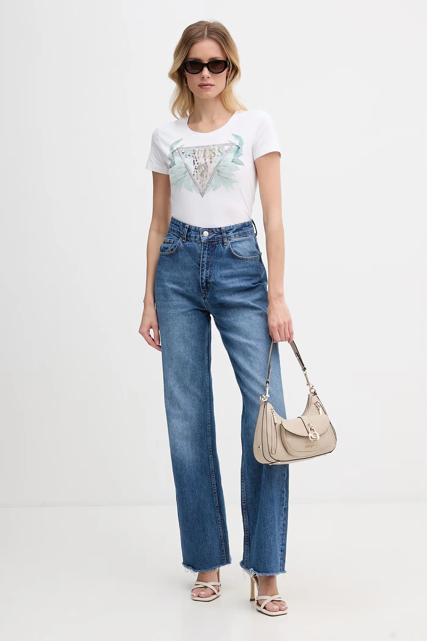 Женская футболка - фото 2