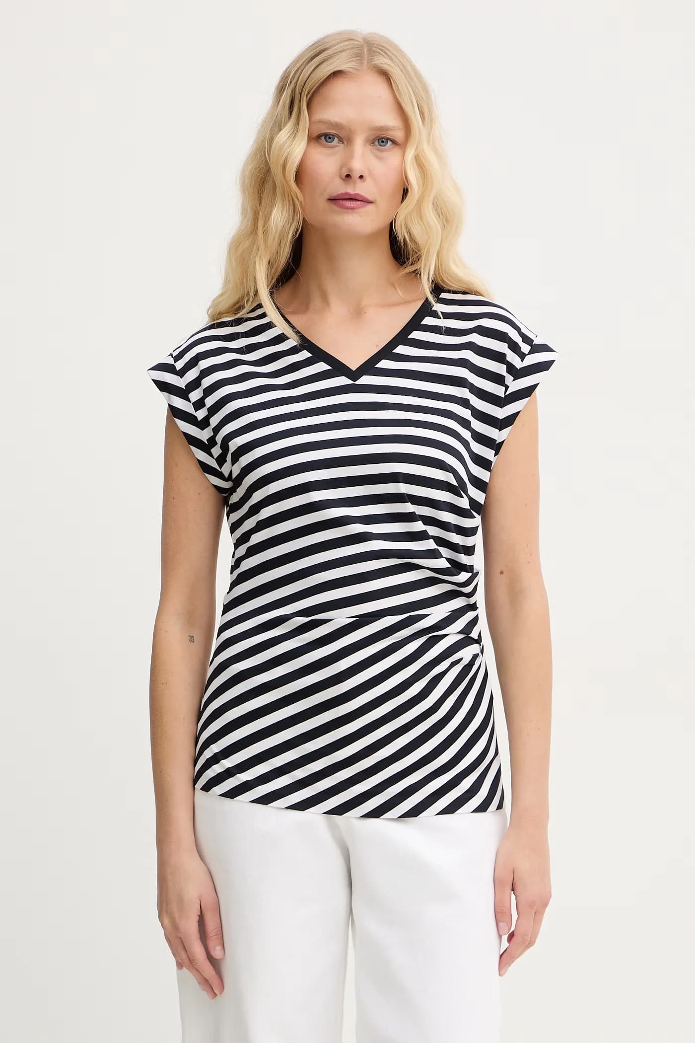 Женская хлопковая футболка