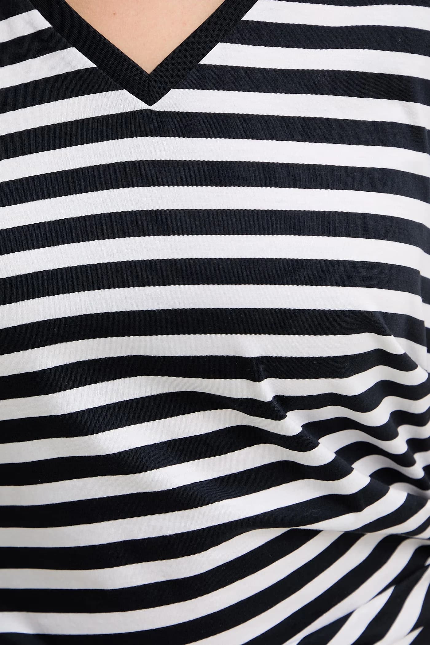 Женская хлопковая футболка - фото 5