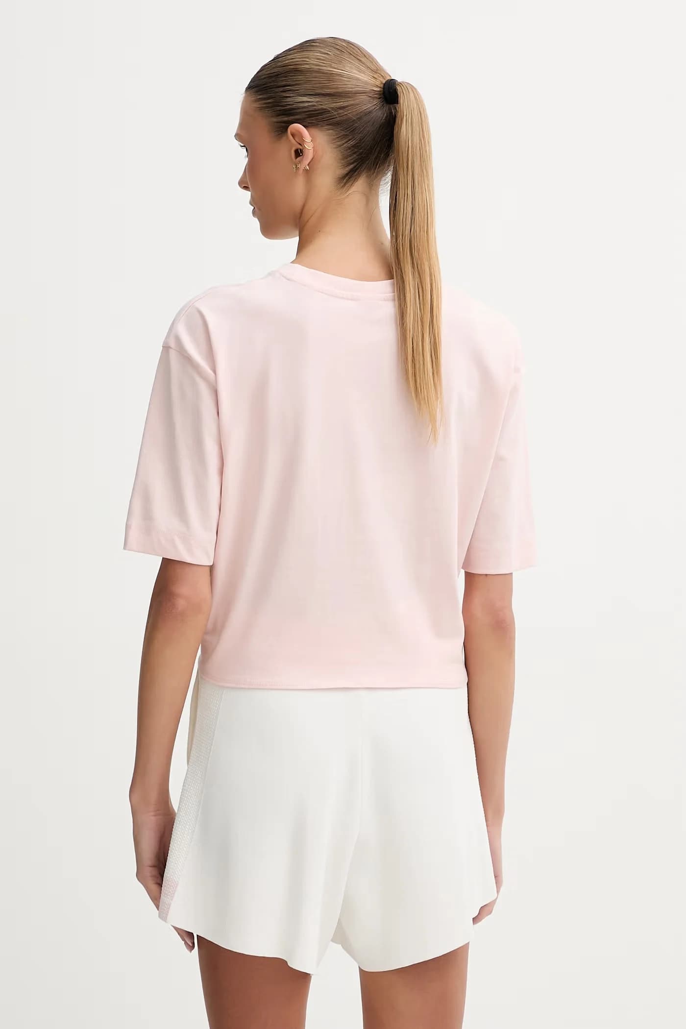 Женская футболка - фото 3