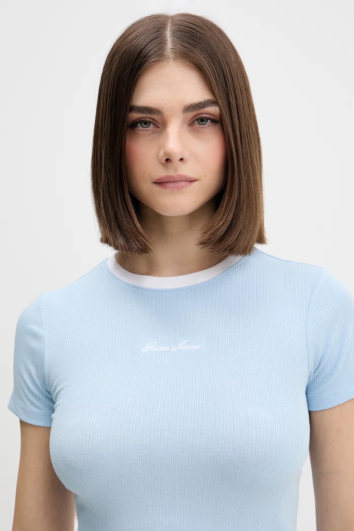 Женская футболка - фото 4