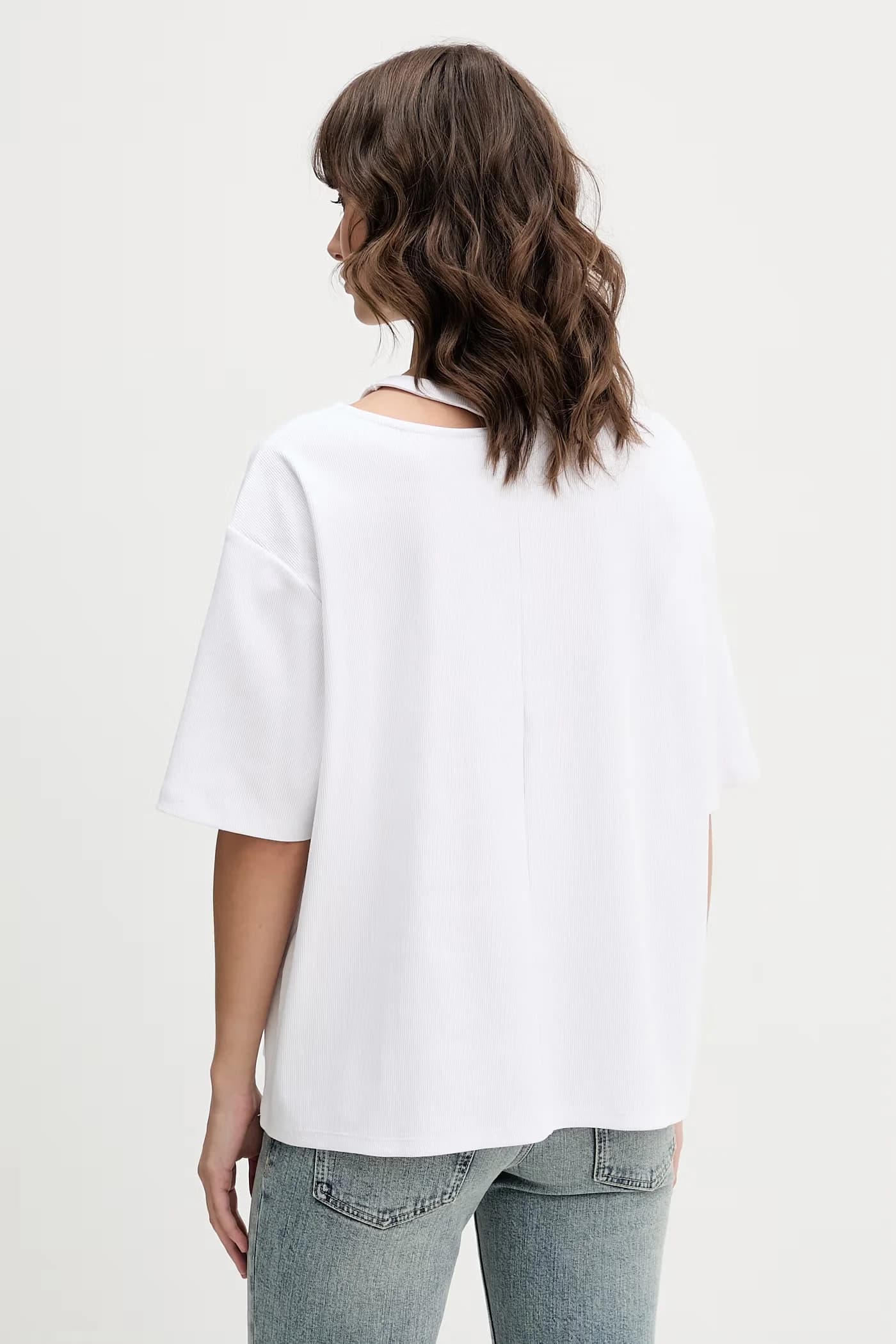 Женская футболка - фото 3