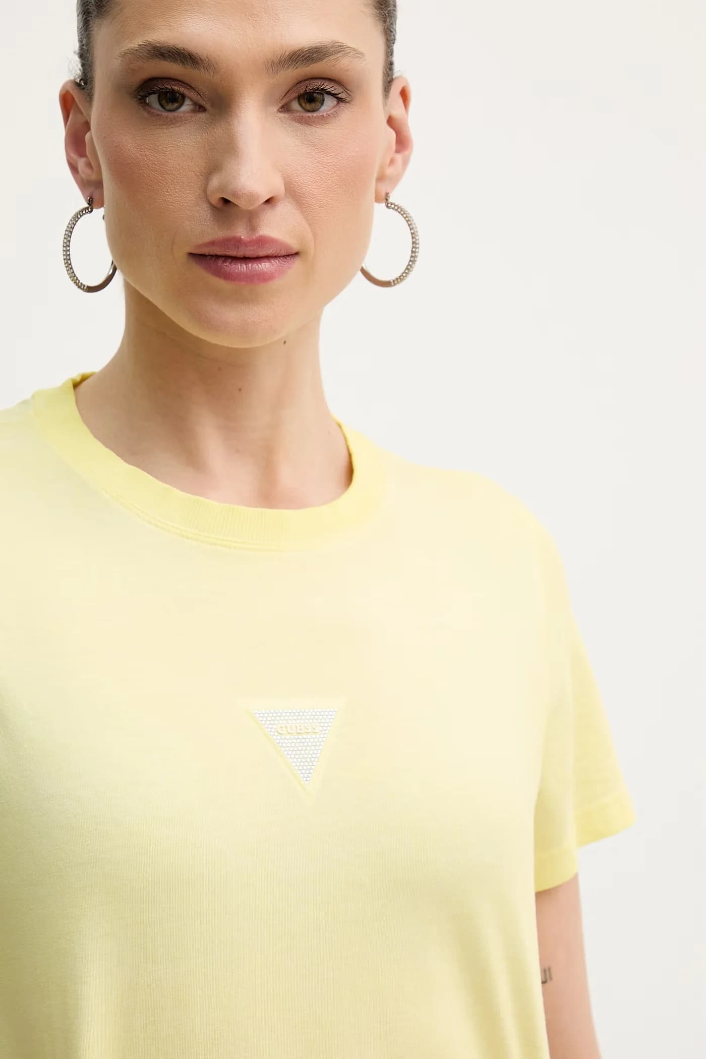 Базовая женская хлопковая футболка - фото 3