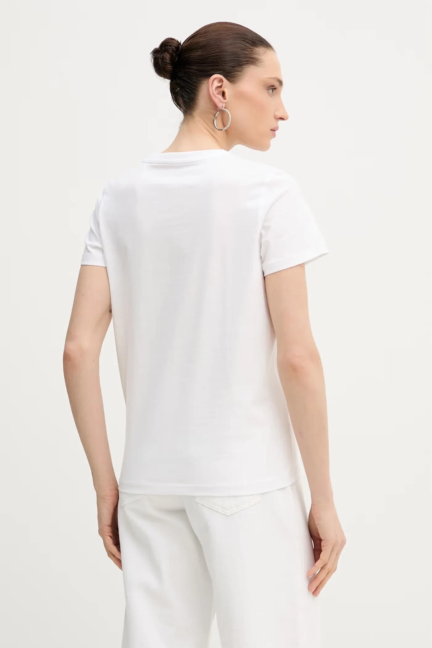 Базовая женская хлопковая футболка - фото 3