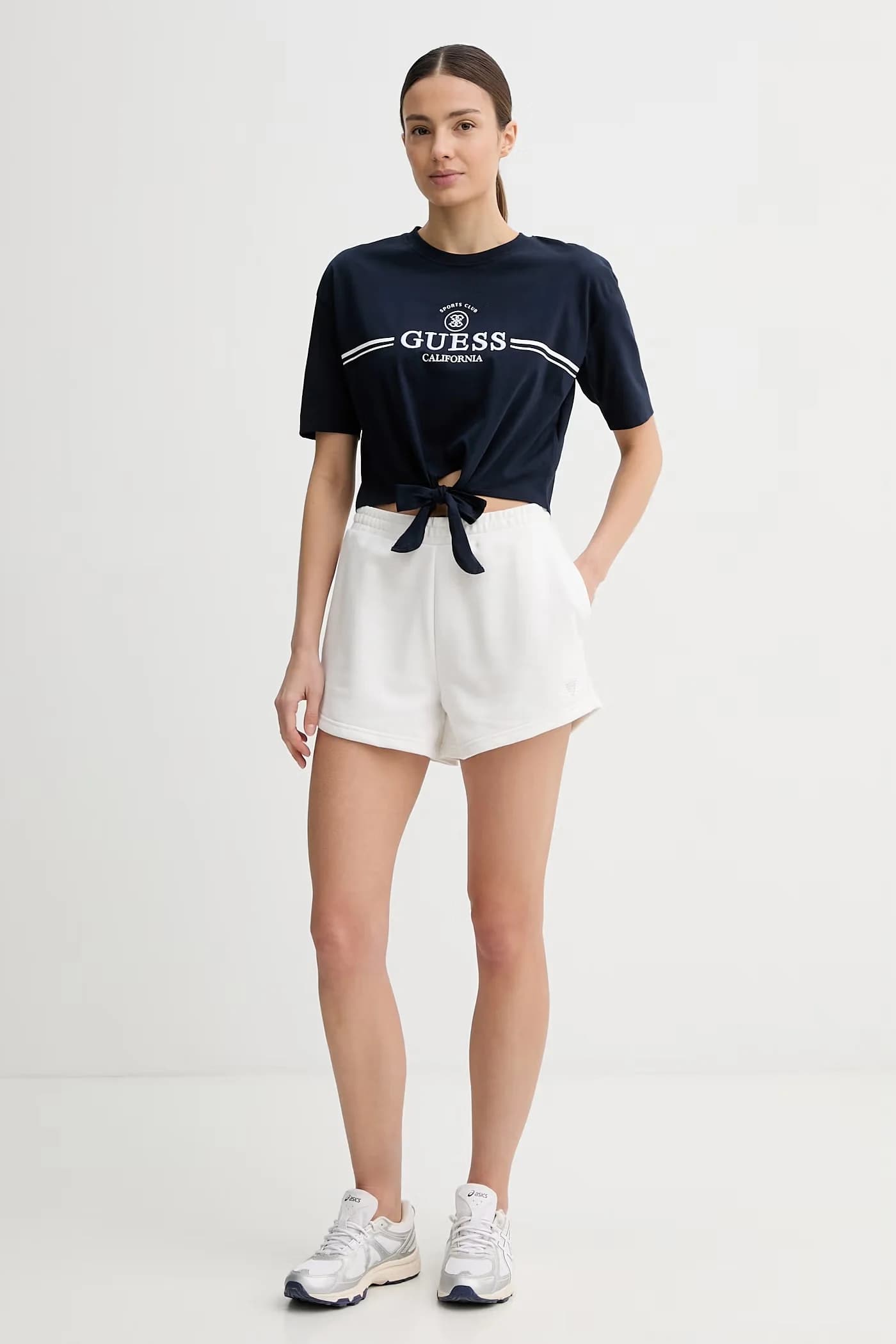 Женская футболка - фото 2