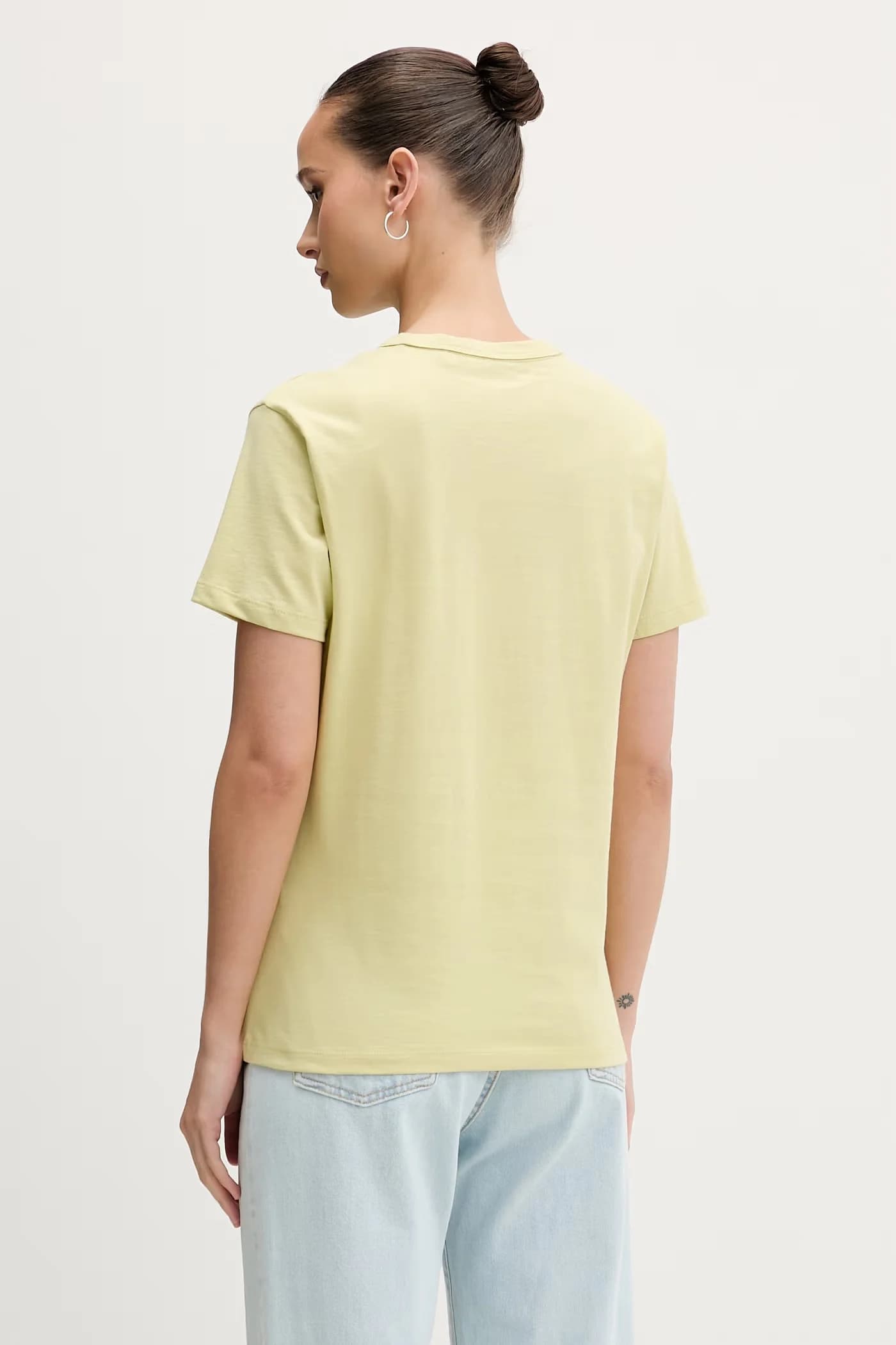 Базовая женская футболка из хлопка Damacia_7 - фото 3