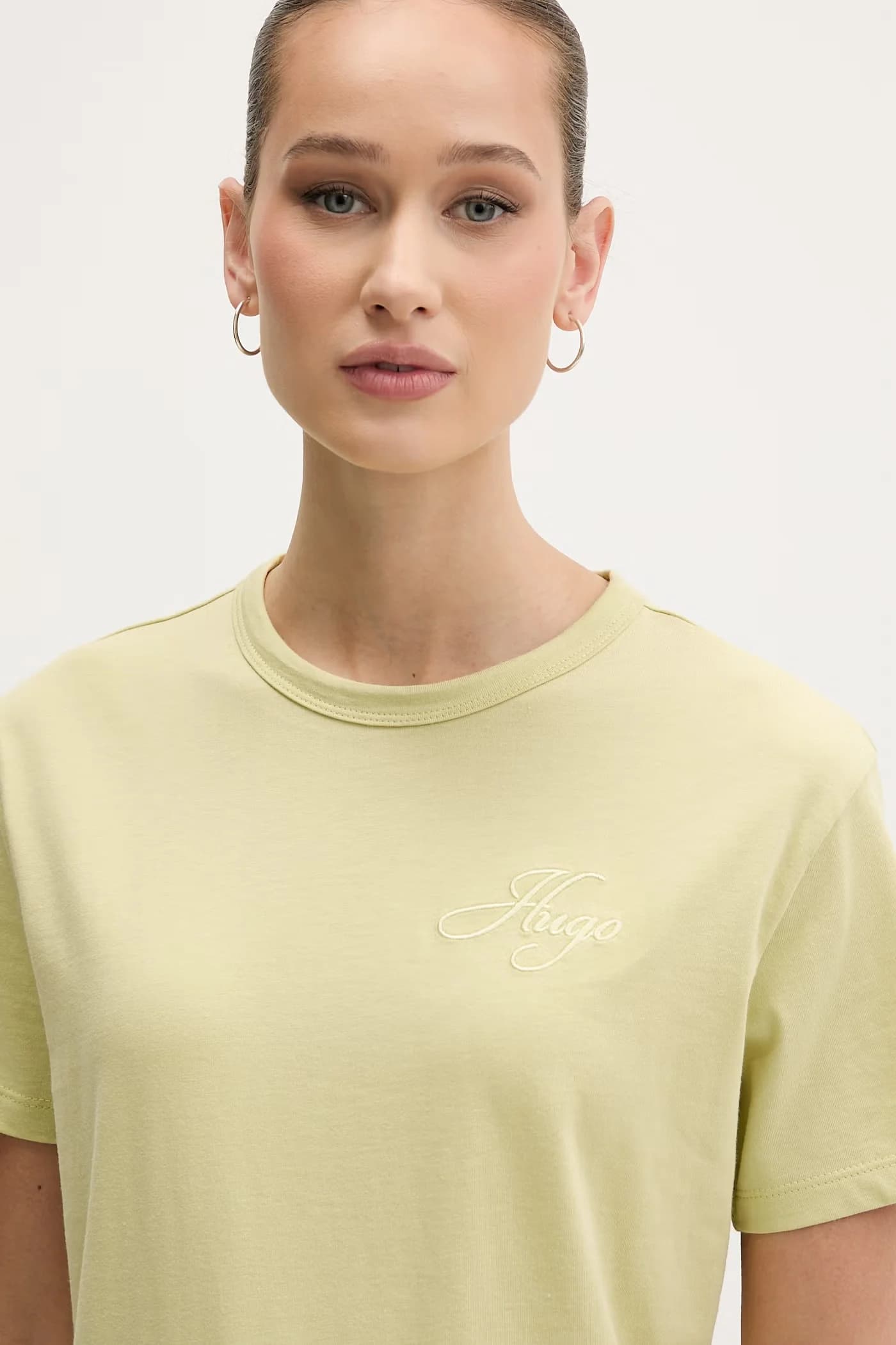 Базовая женская футболка из хлопка Damacia_7 - фото 4