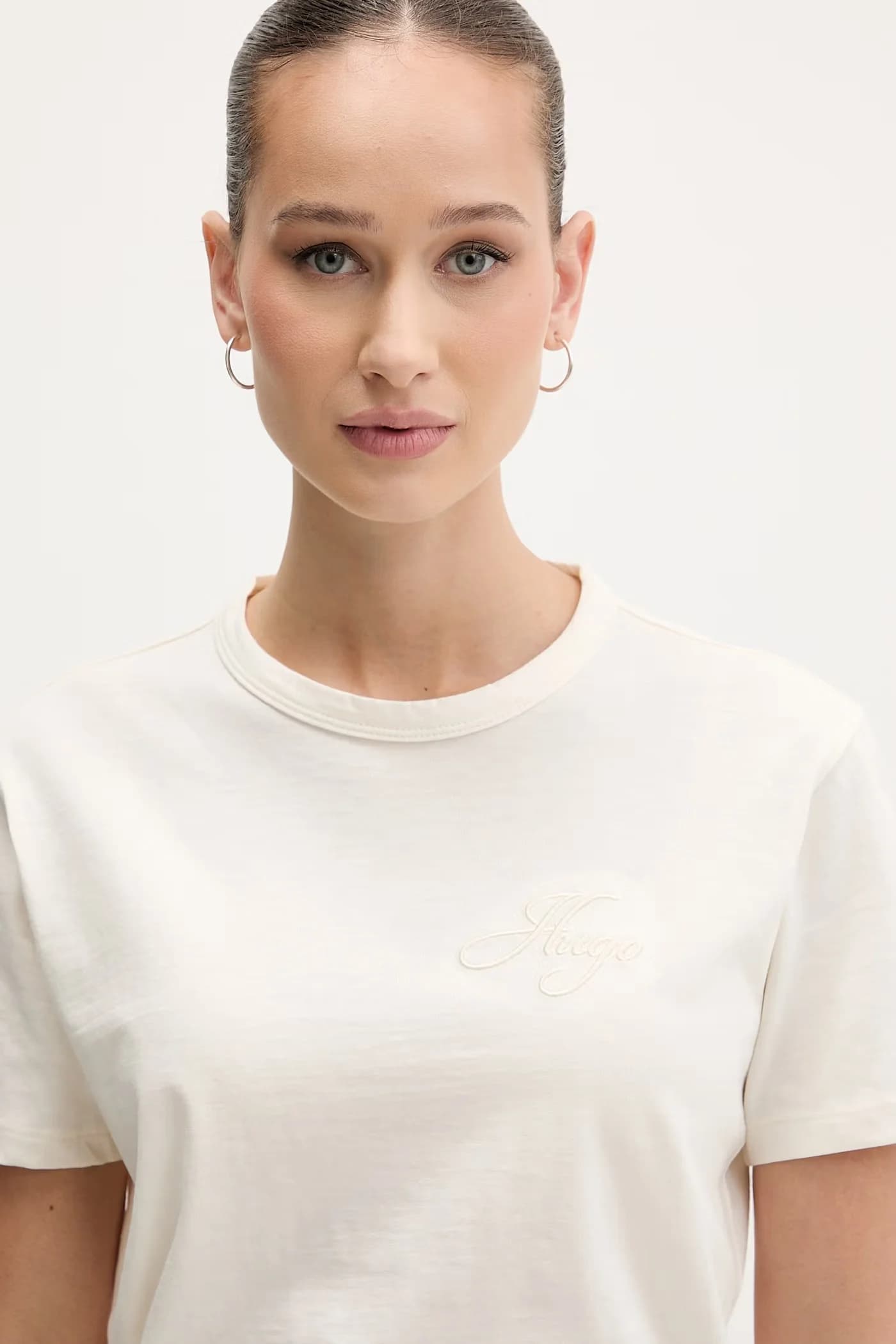 Базовая женская футболка из хлопка Damacia_7 - фото 4