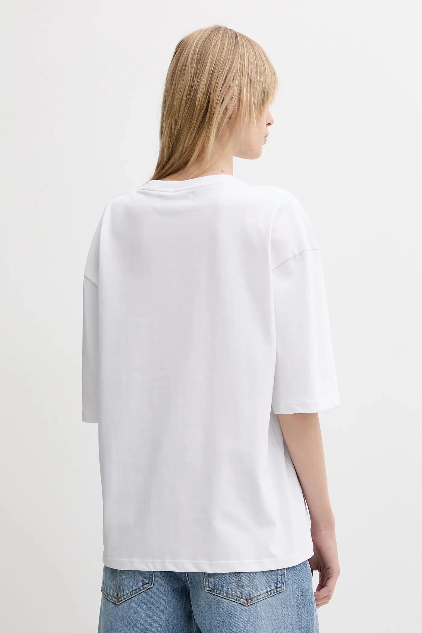 Белая футболка свободного кроя с принтом Dreaming of You - фото 3