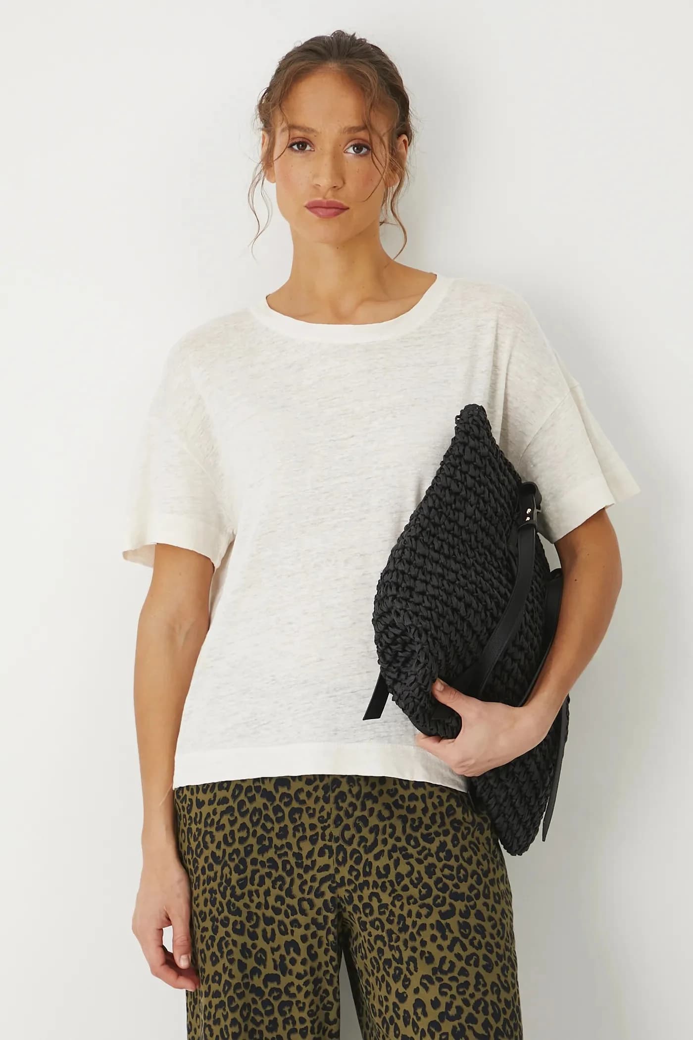 Льняная футболка