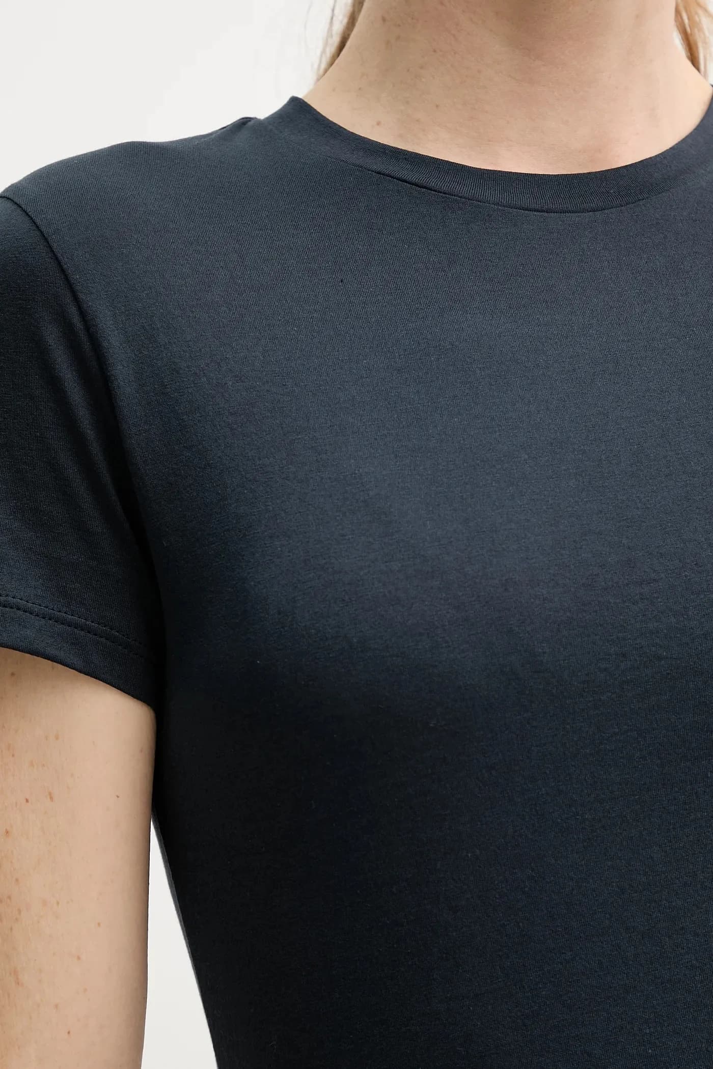 Хлопковая футболка - фото 4