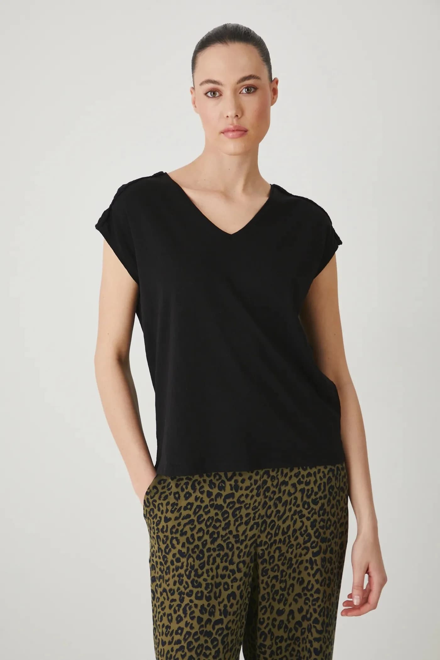 Льняная футболка - фото 3