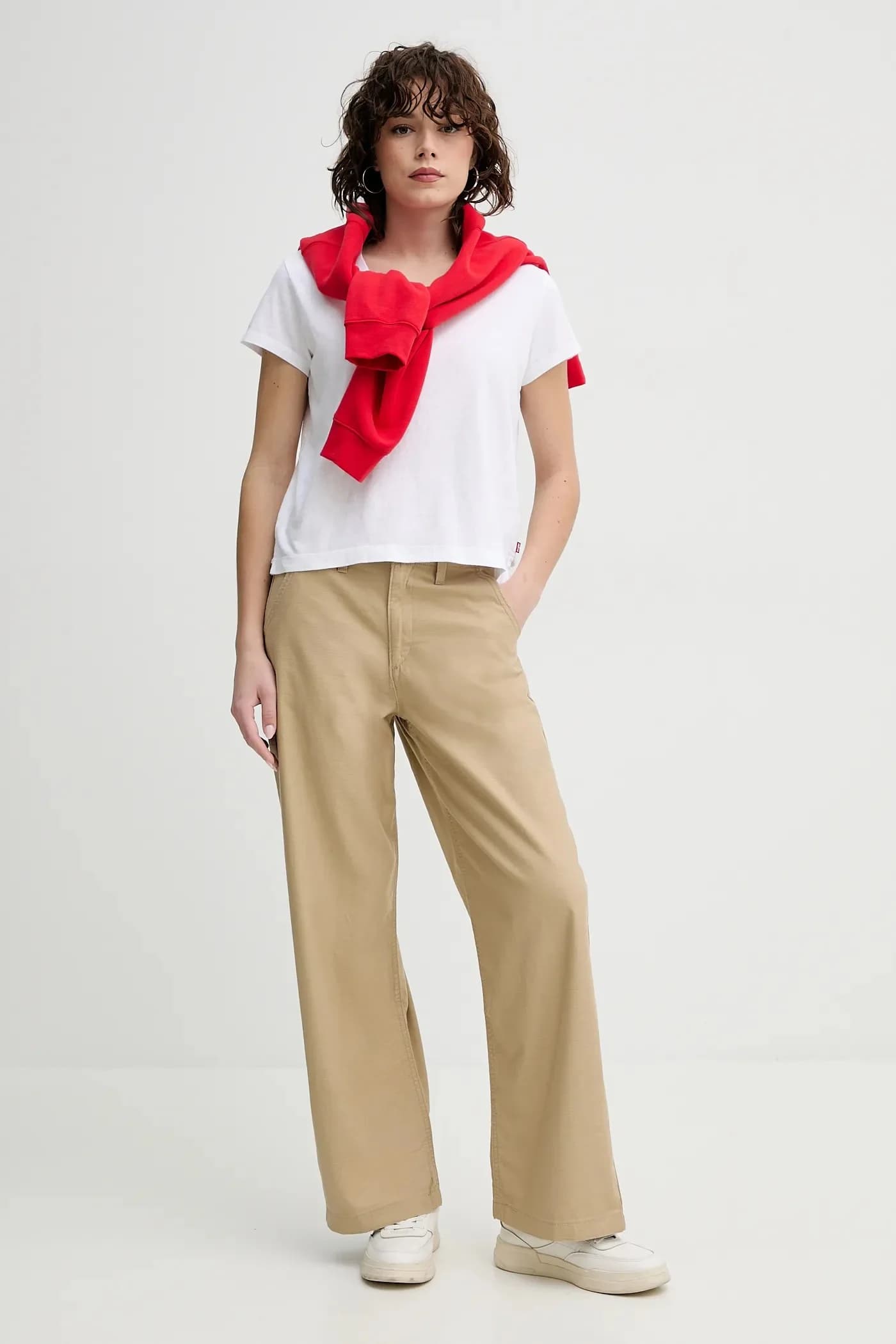 ФУТБОЛКА С ВЫРЕЗНЫМ ВЫРЕЗОМ - фото 2