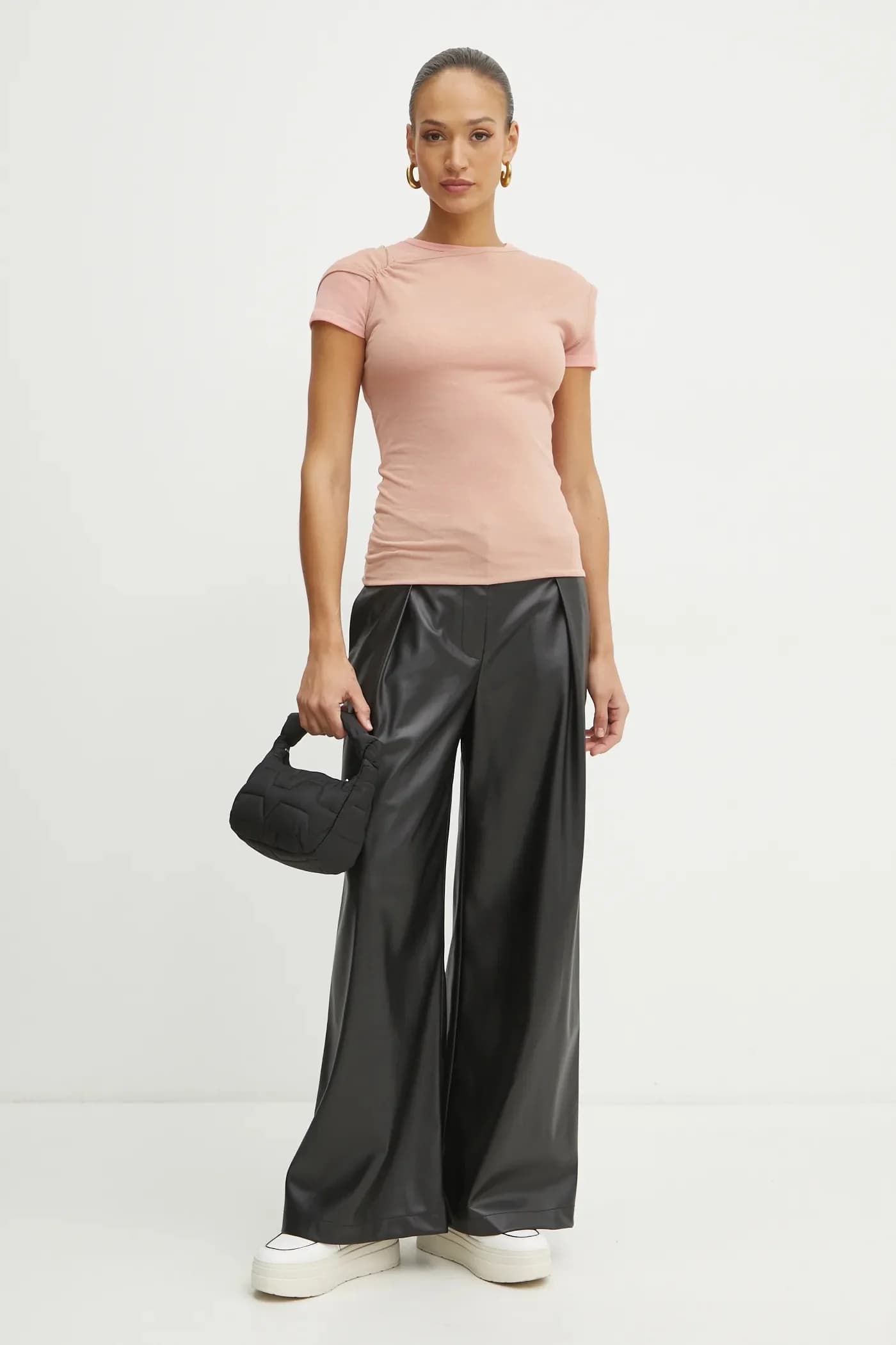 футболка - фото 2