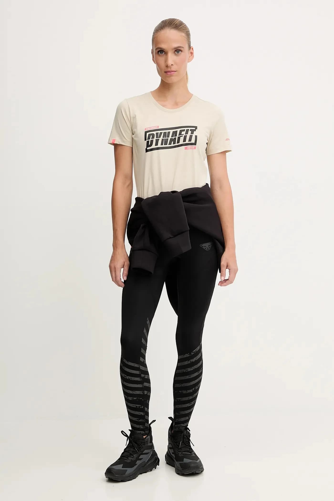 Футболка с графическим рисунком - фото 2