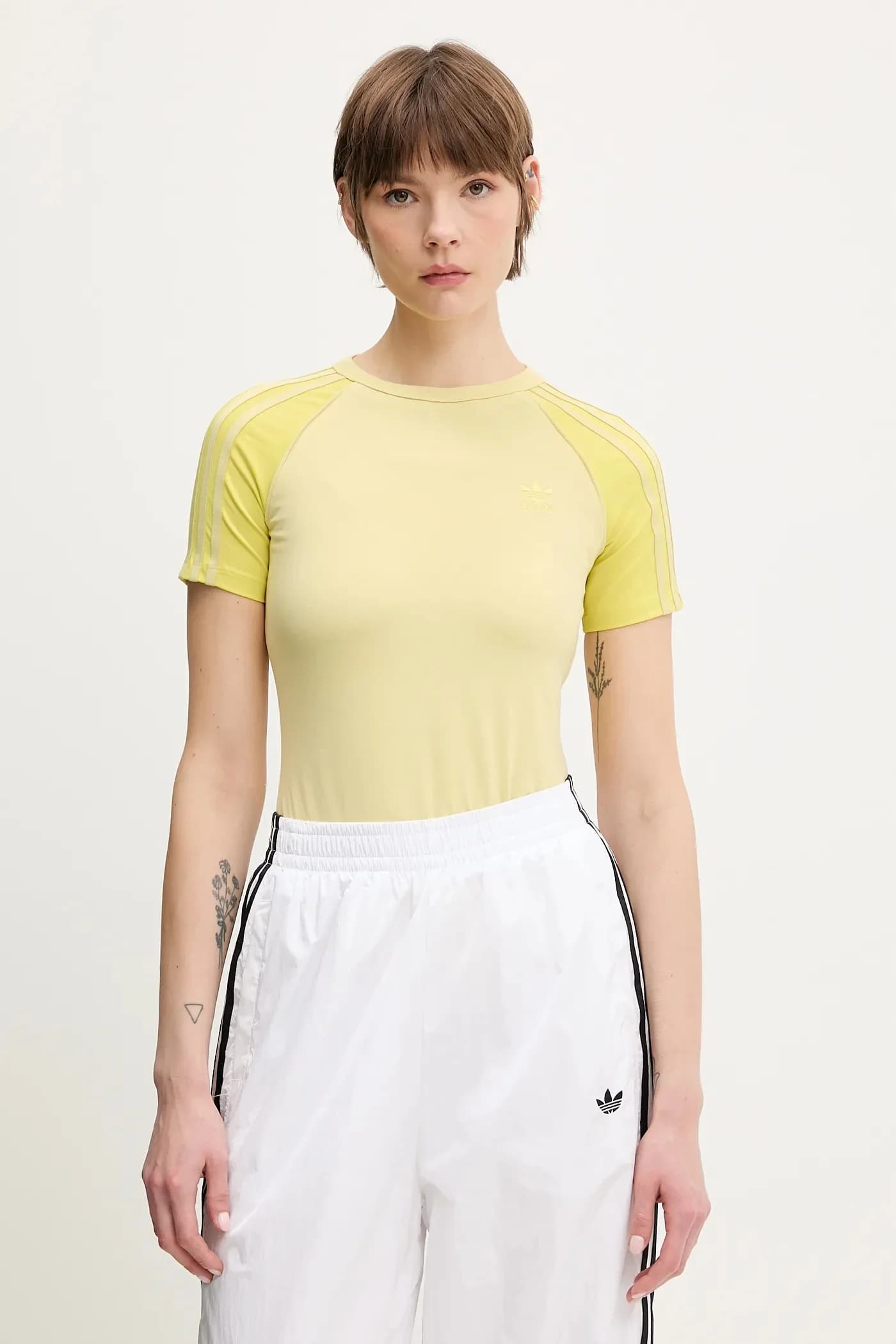 Футболка с 3 полосками