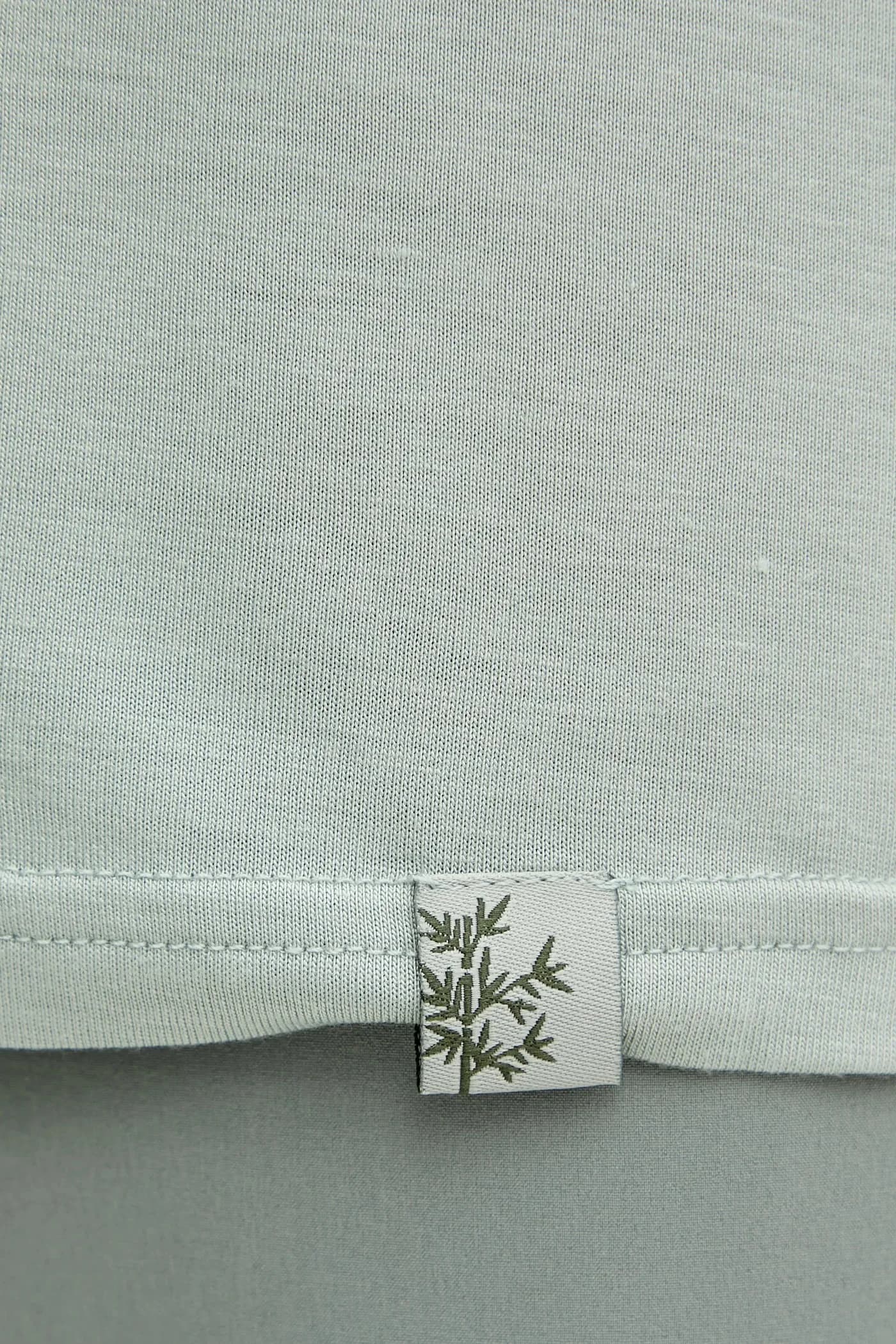 Футболка с руной - фото 5