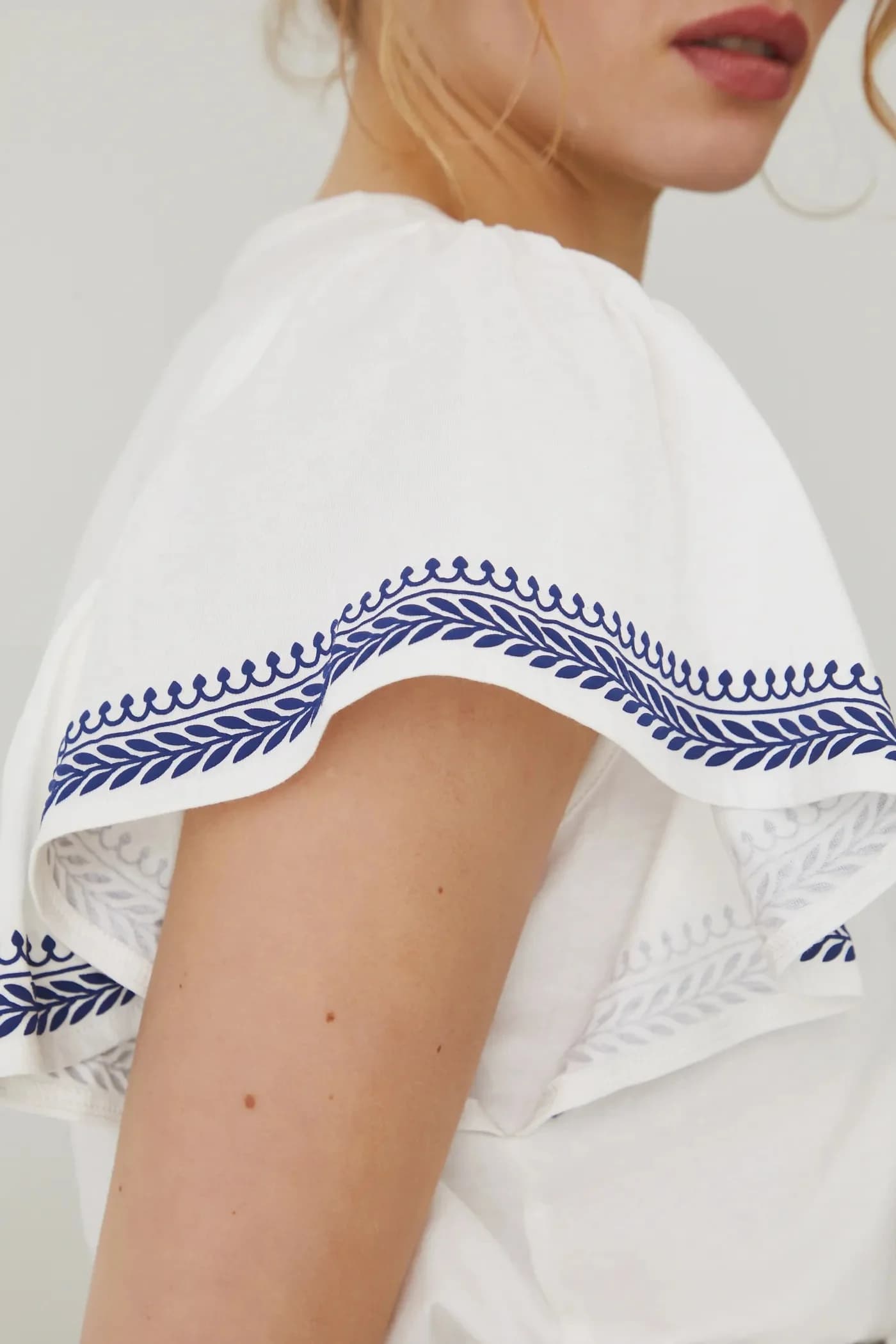 Хлопковая футболка - фото 5