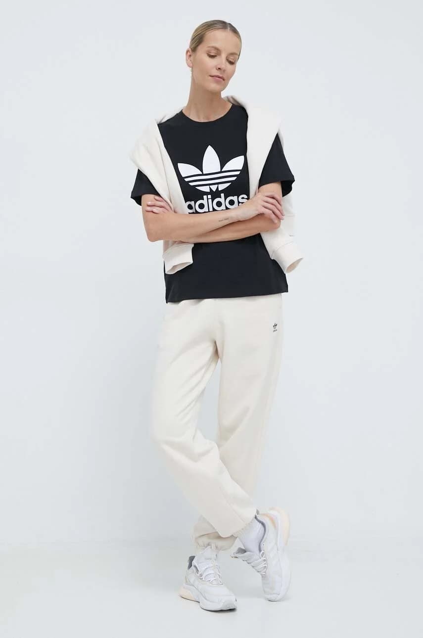 футболка с изображением трилистника - фото 2