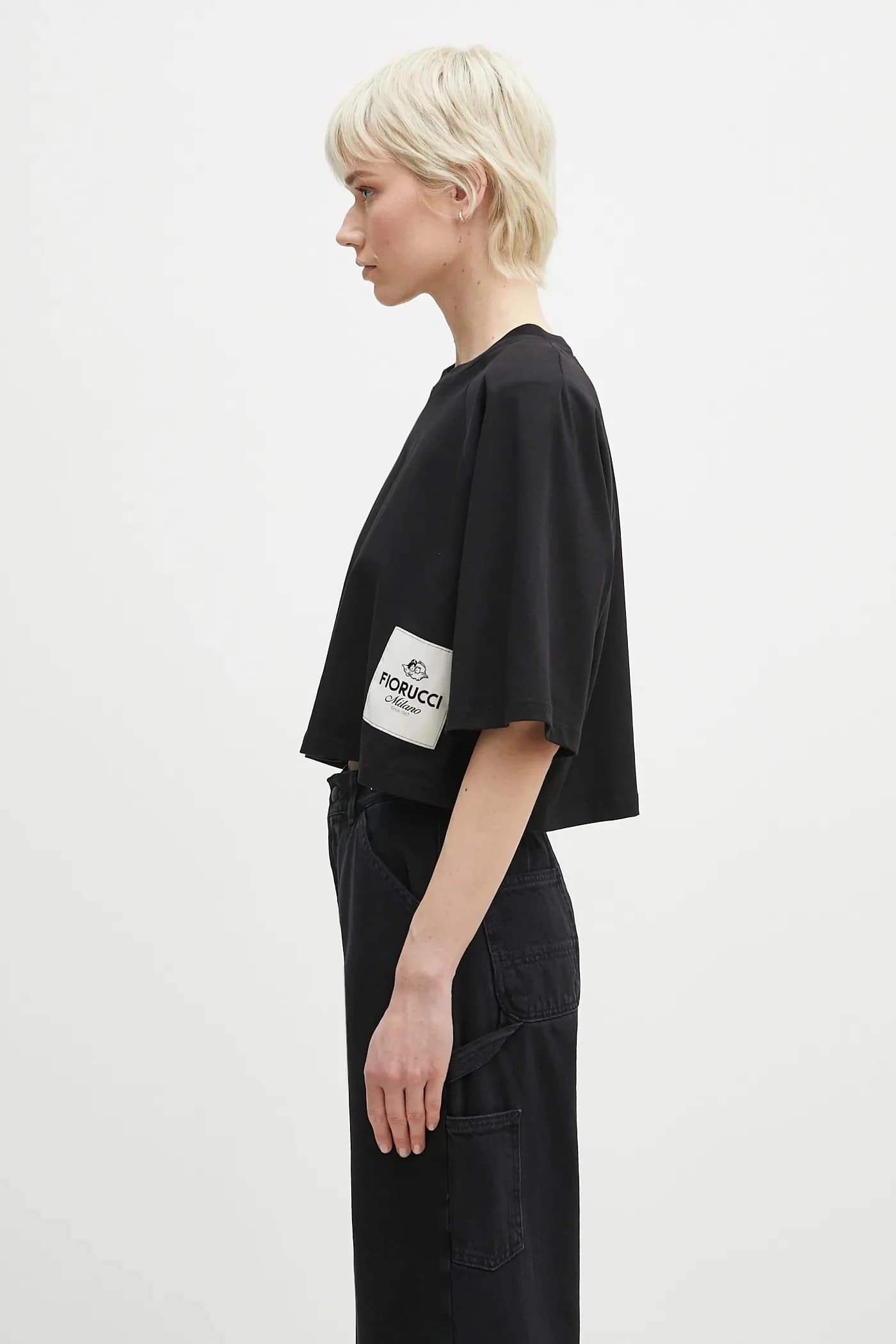 Укороченная хлопковая футболка с логотипом - фото 2