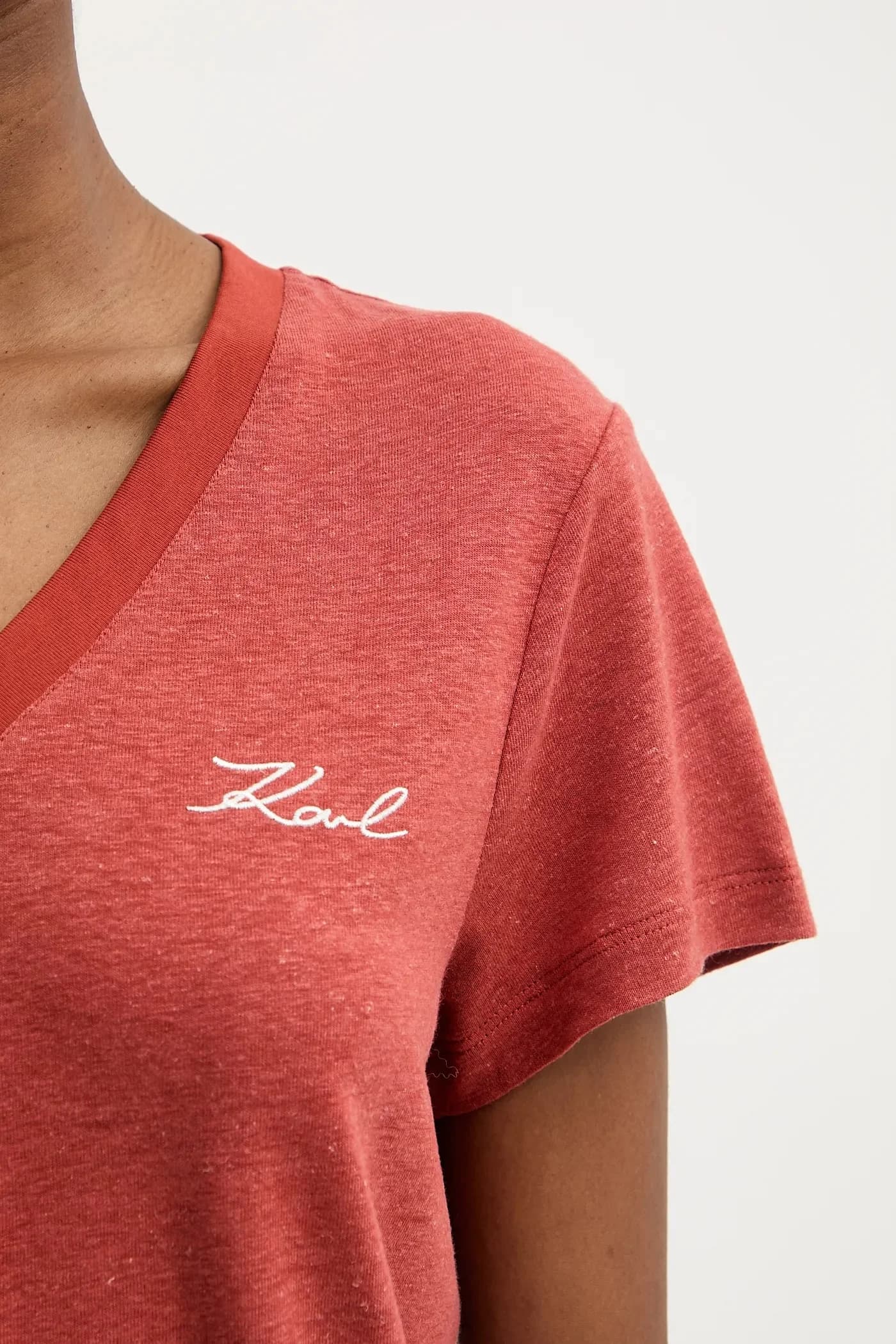 Льняная футболка - фото 5