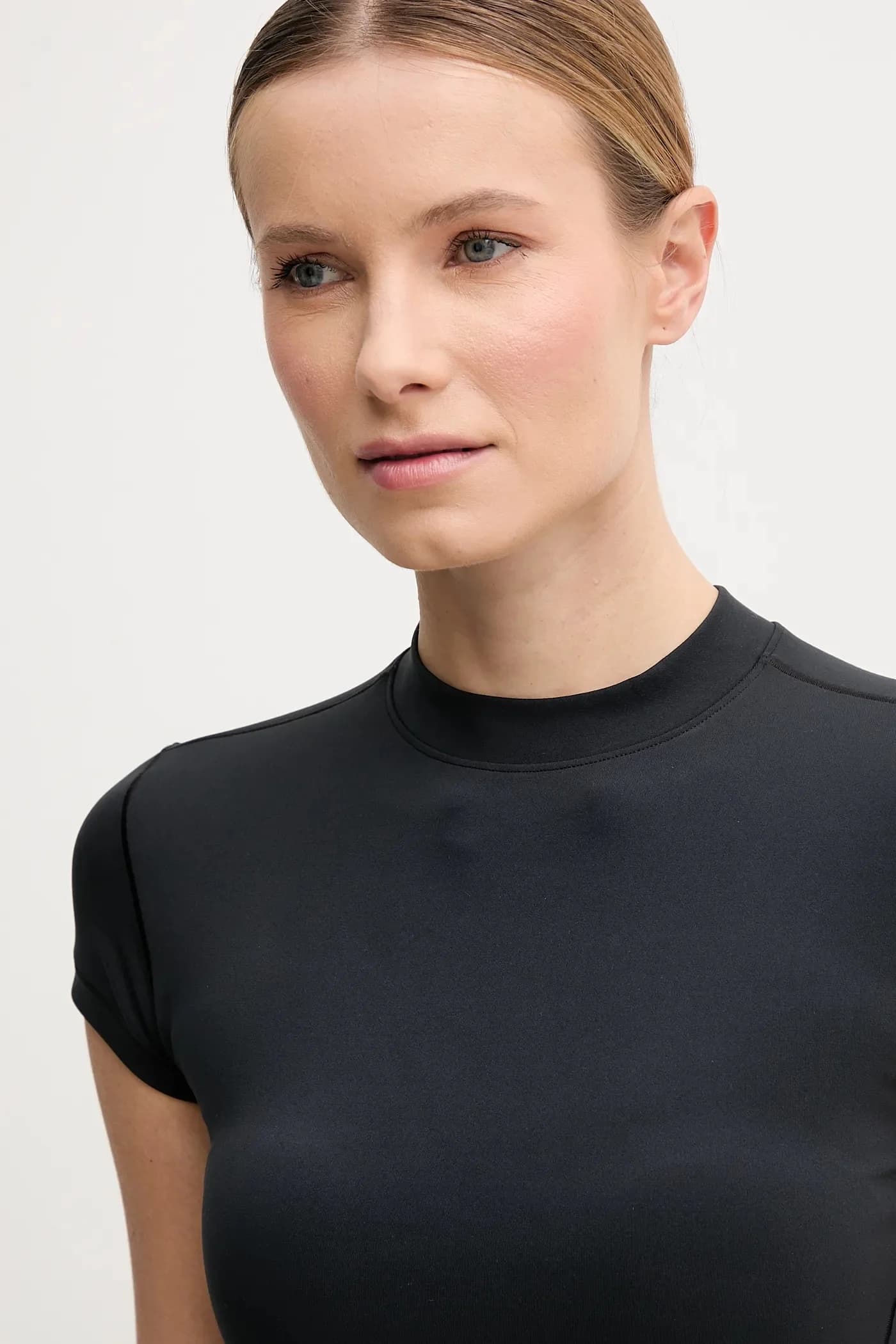 Облегающая тренировочная футболка Define - фото 4