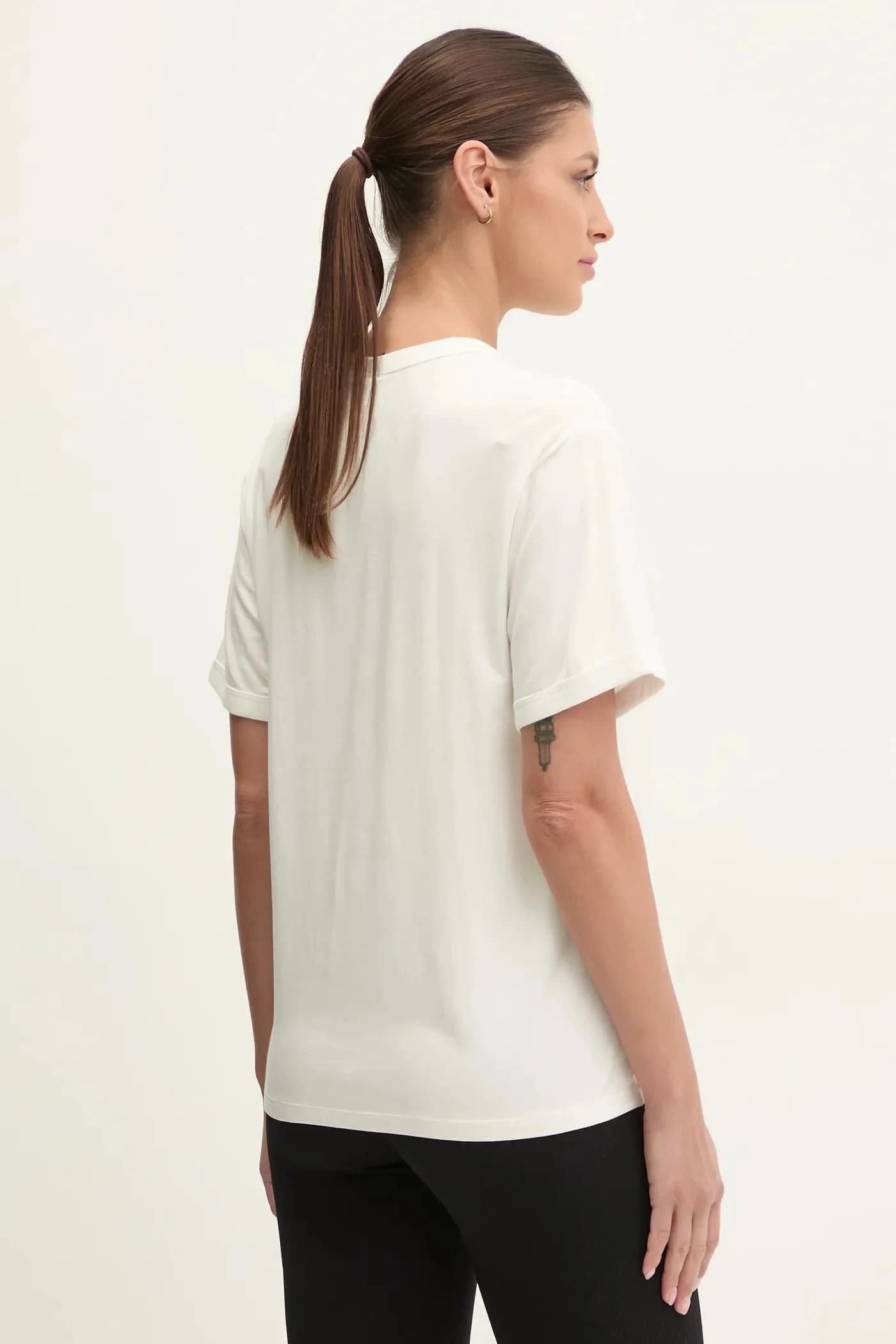 Базовая футболка - фото 3