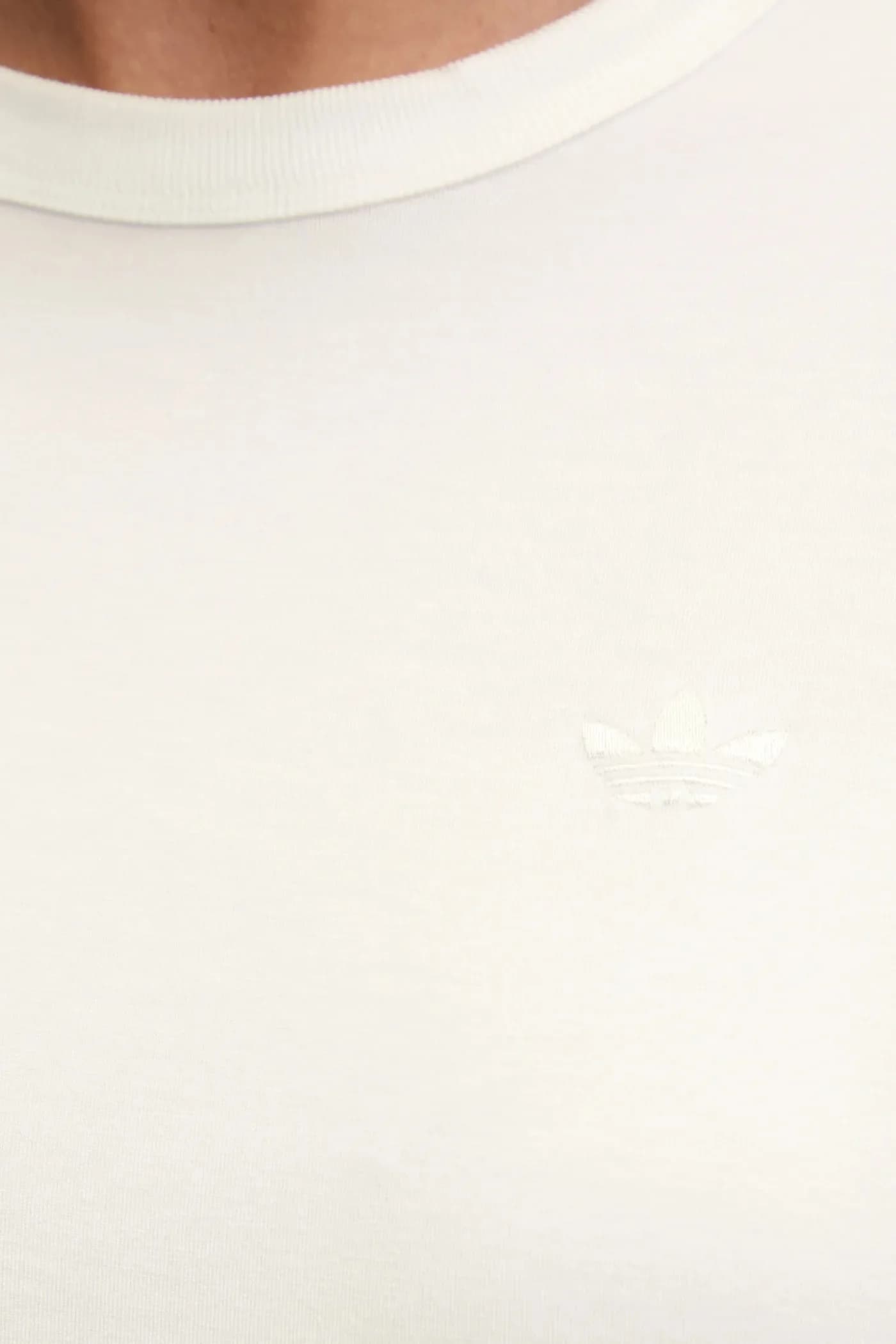 Базовая футболка - фото 5