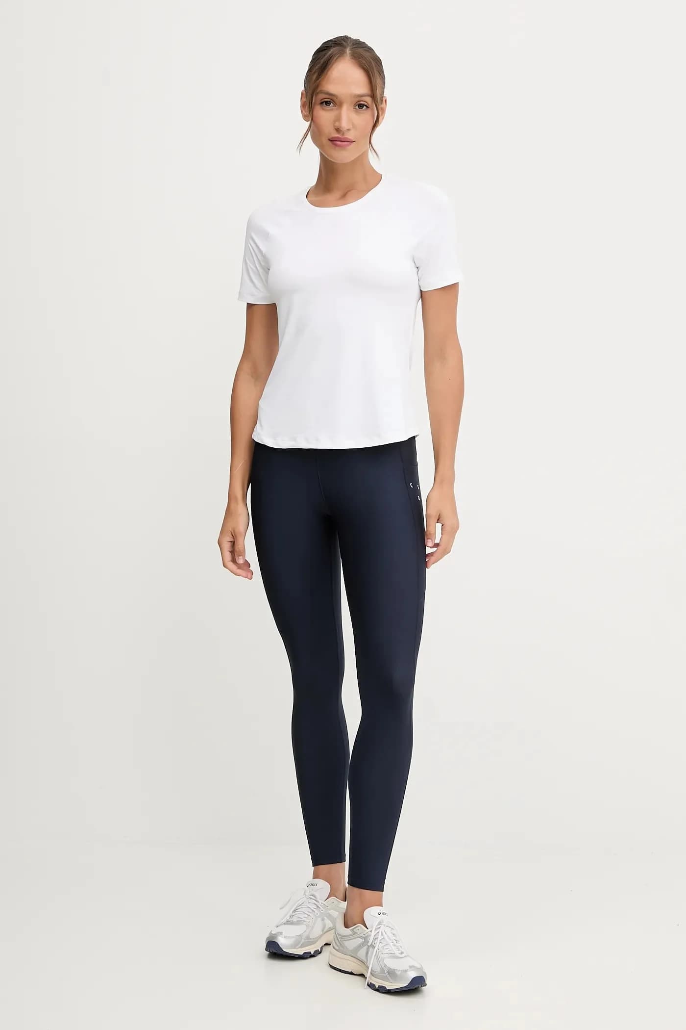 Базовая футболка - фото 2