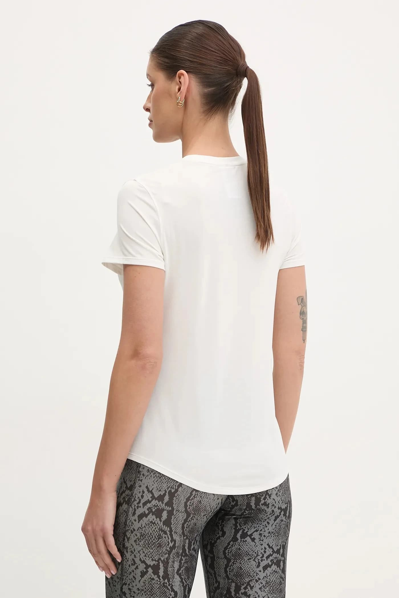 Спортивная футболка - фото 3