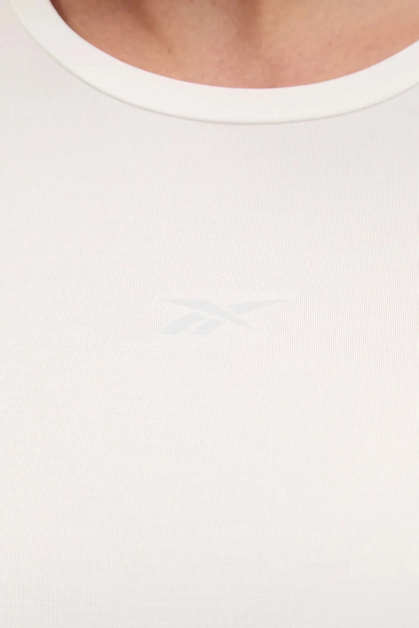 Спортивная футболка - фото 5