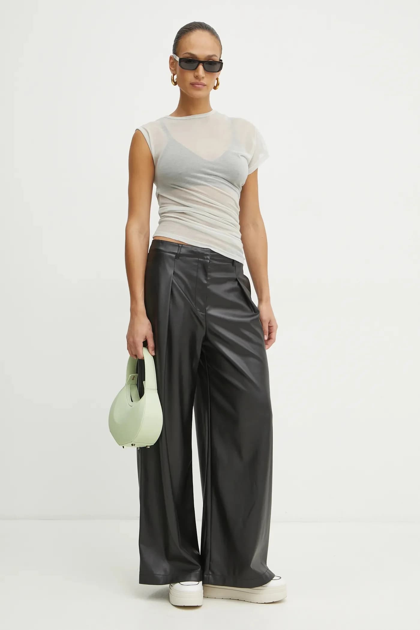 футболка - фото 2