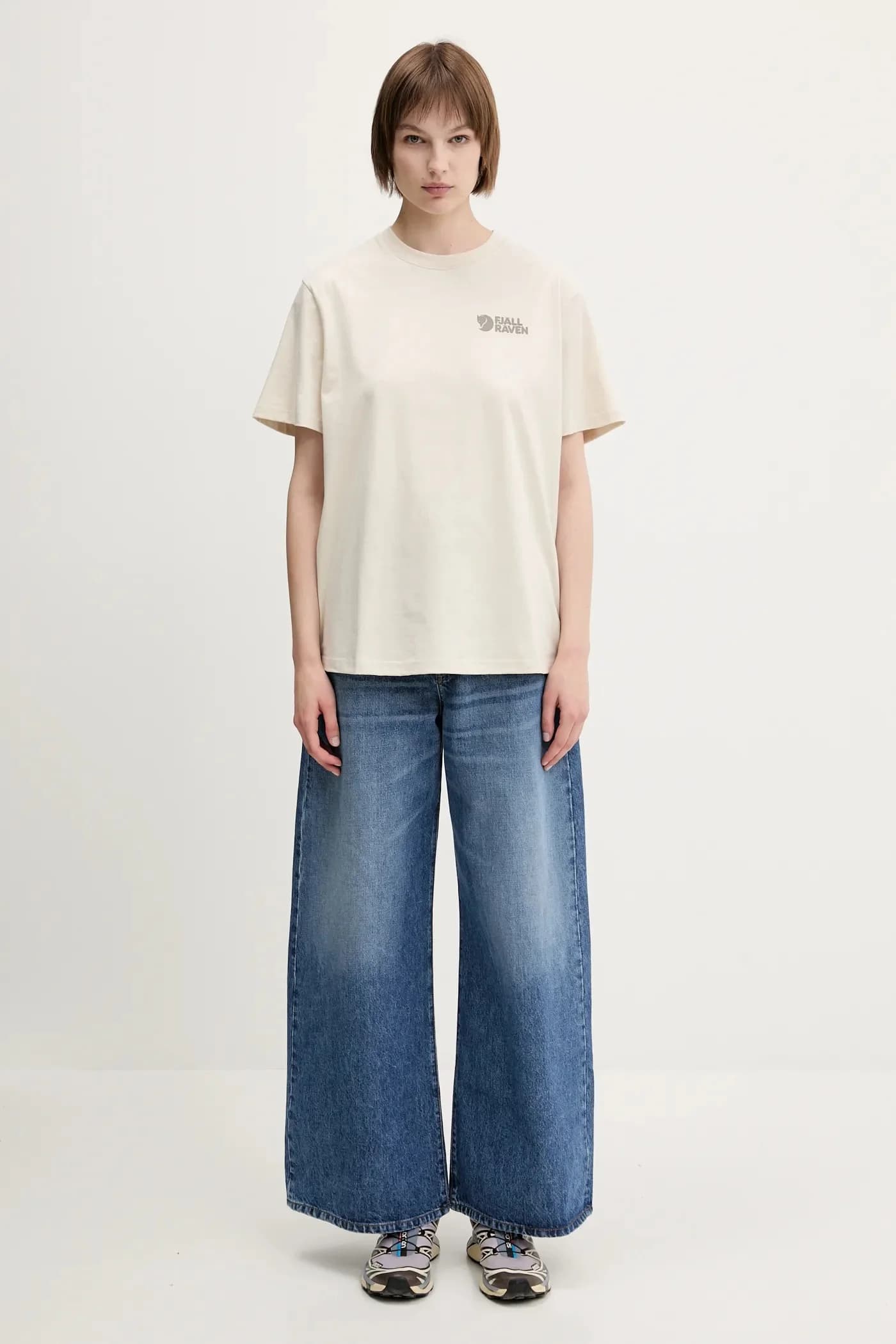 Классическая футболка из плотного хлопка - фото 10