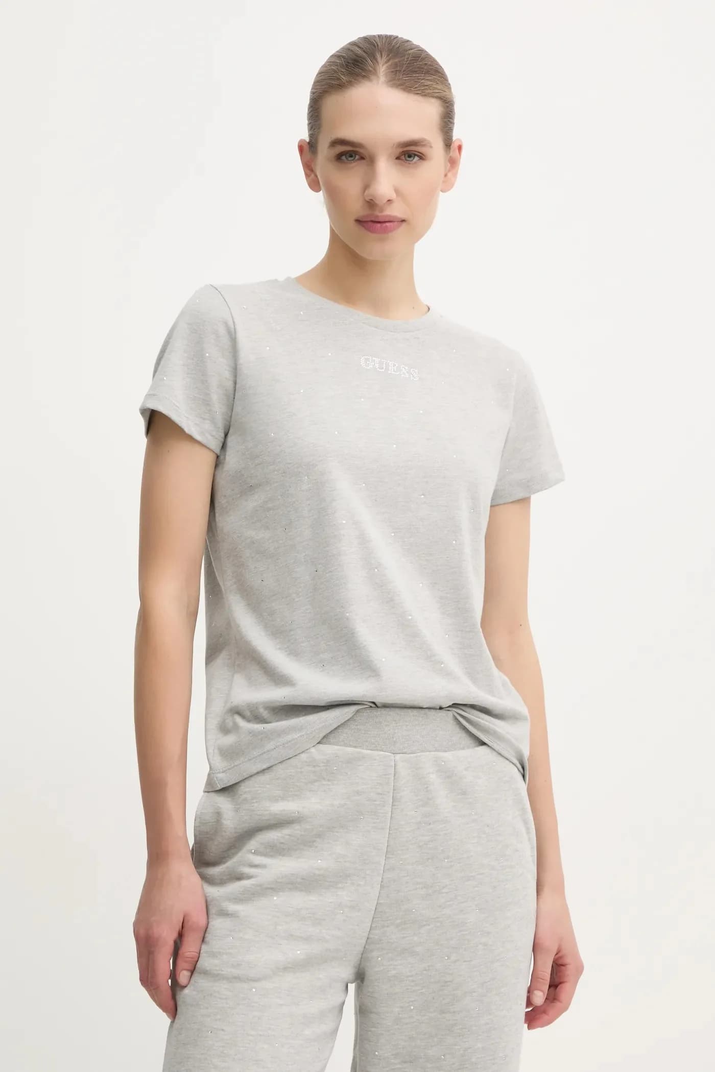 Футболка со СТРАЗАМИ